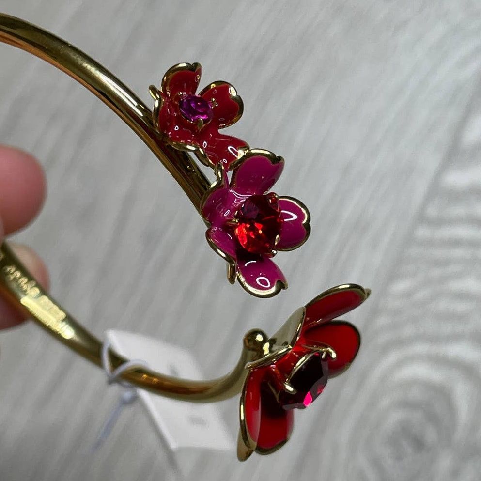 Kate Spade Kate Spade blushing blooms hinged cuff Bracelet Size ONE SIZE - 5 Thumbnail