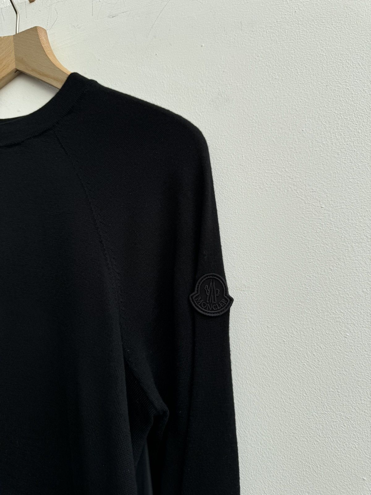 Moncler Moncler Hybrid Nylon Sweater W/ Cinch Waist In Black Size M / US 6-8 / IT 42-44 - 3 Thumbnail