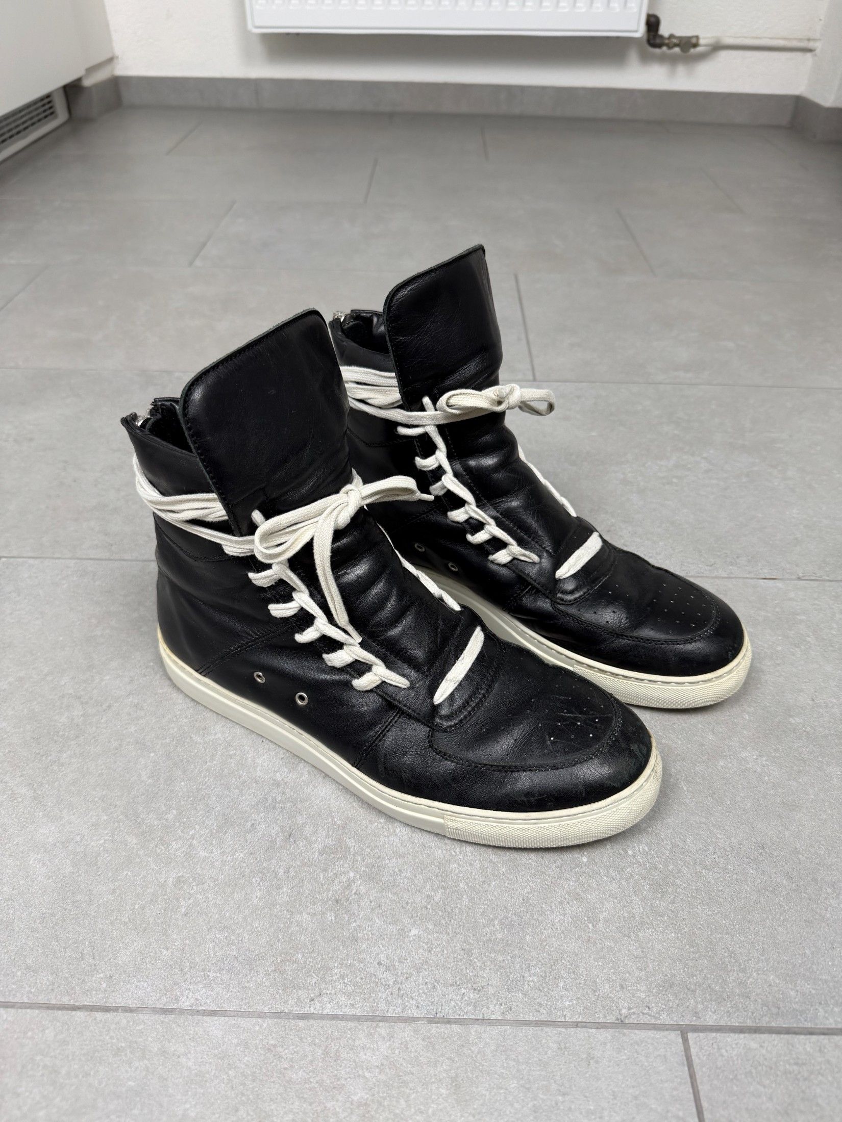 靴 00s archive leather high top sneakers Kris Van Assche Vintage “Surgery Sneaker” Worn by Justin Bieber