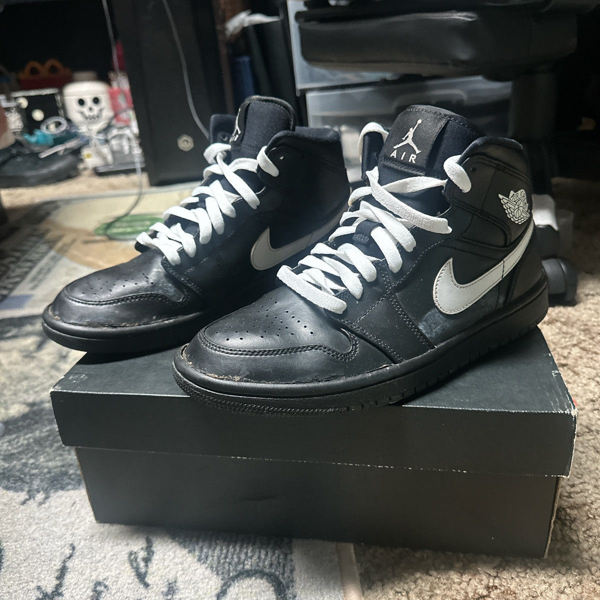 Jordan Brand × Nike 2018 Air Jordan 1 Mid TUXEDO Black White