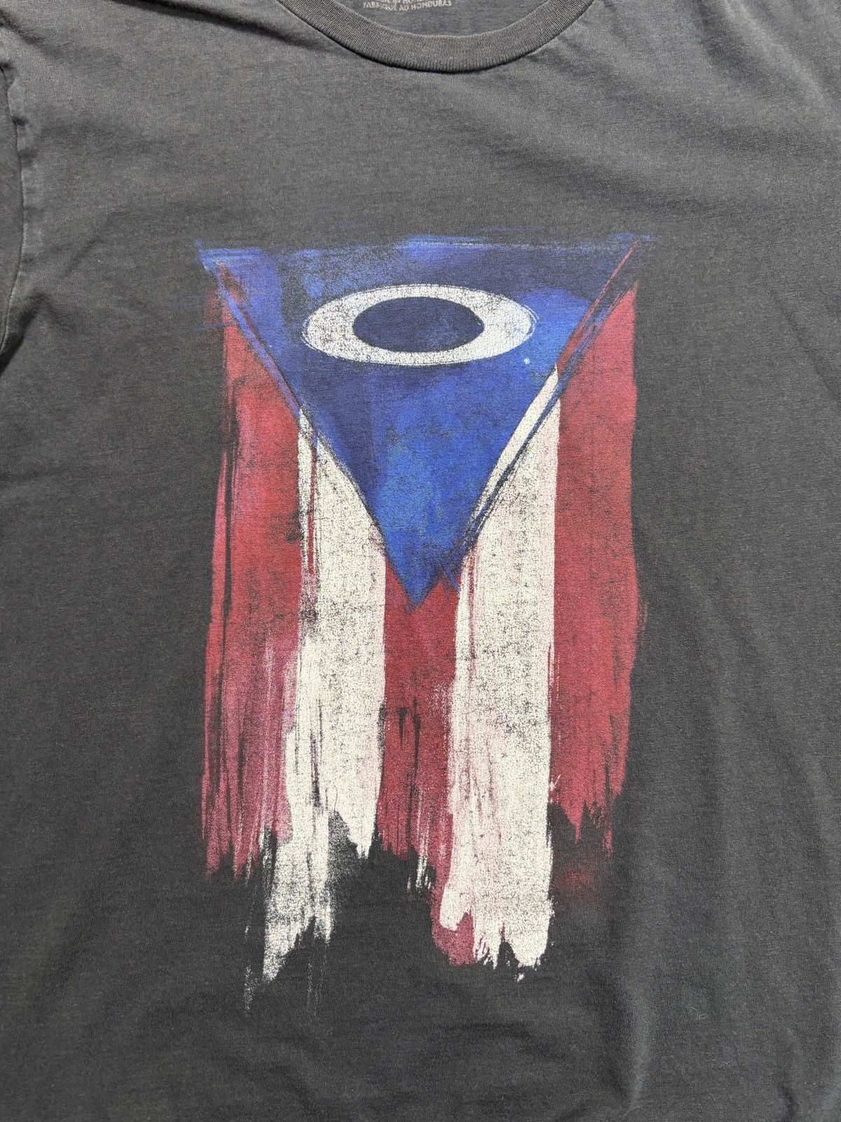 Oakley Oakley Puerto Rico Tee Shirt Software Graphic Tee Y2K Size US S / EU 44-46 / 1 - 3 Thumbnail