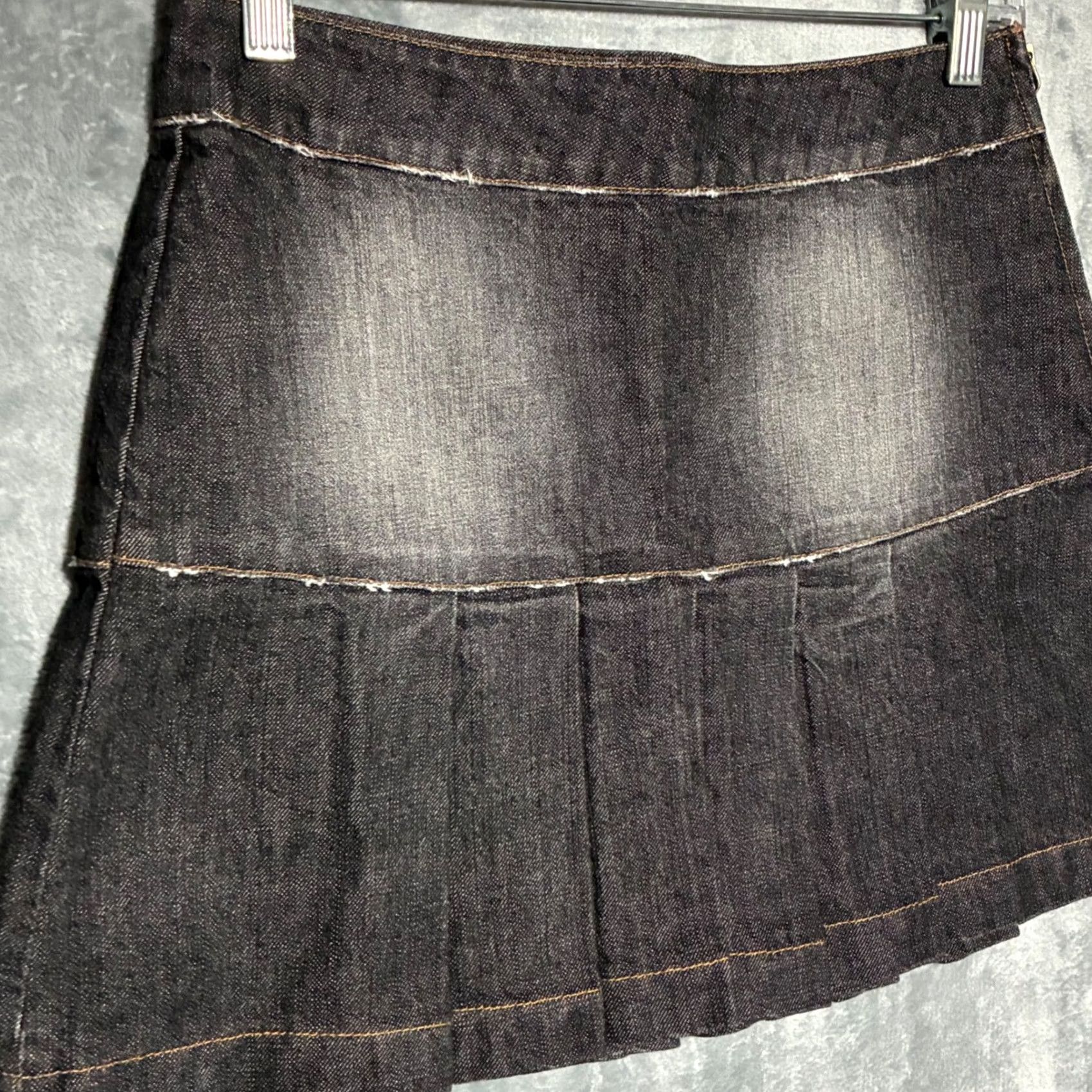 Vintage Kookai Skirt Denimi? Size 27" / US 4 / IT 40 - 3 Thumbnail
