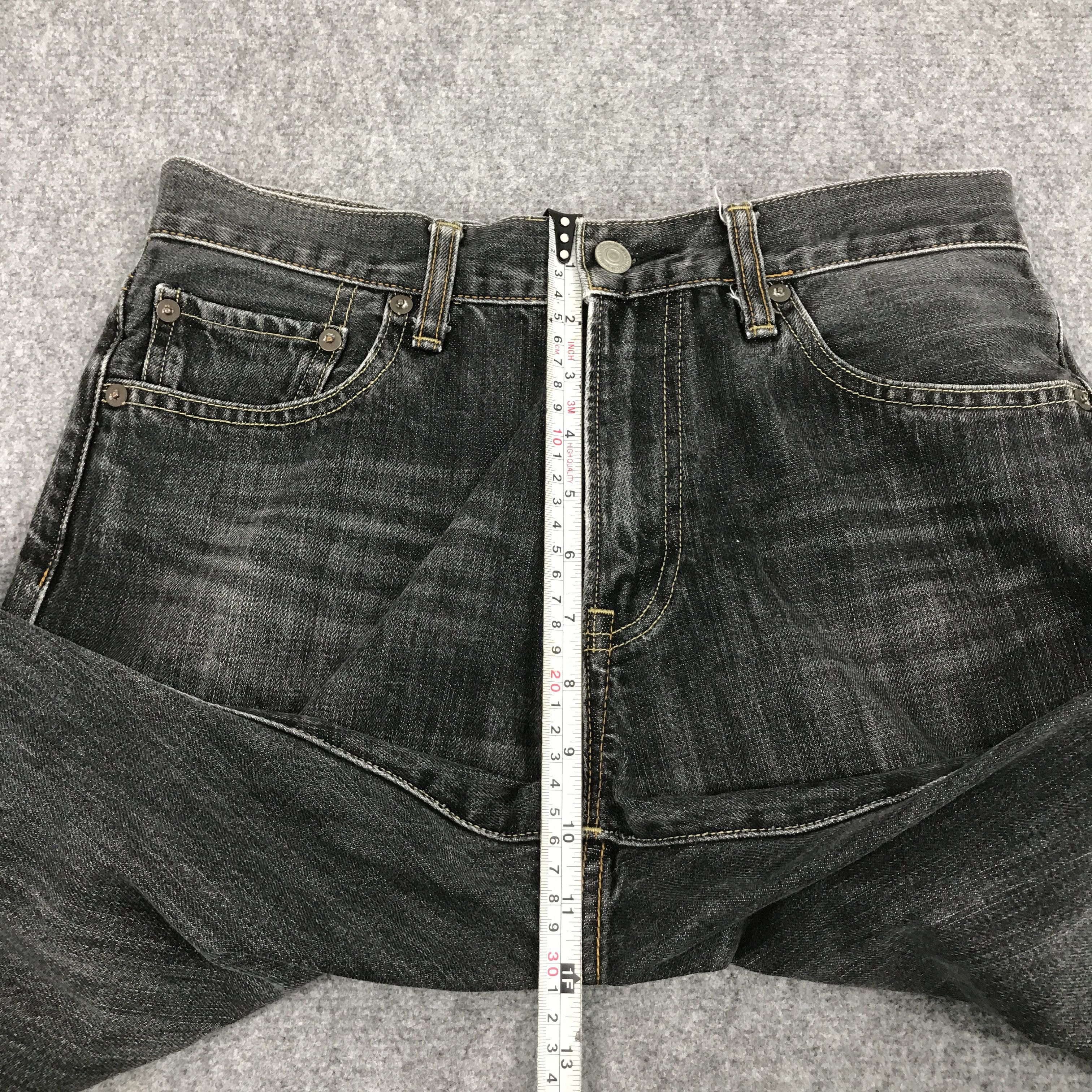 Japanese Brand × Jun Takahashi JAPANESE BLACK FADED UNIQLO DISTRESSED DENIM JEANS Size US 29 - 9 Thumbnail