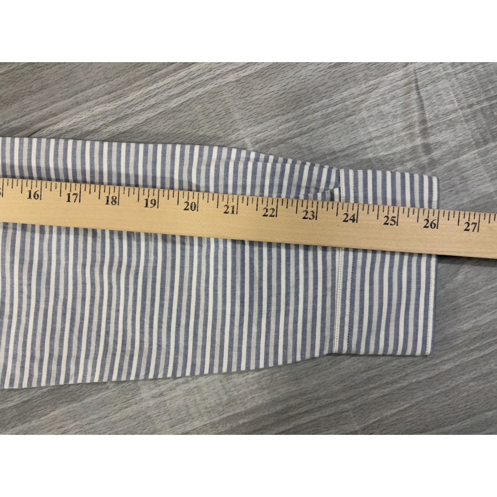 Todd Snyder Todd Snyder Linen blend beach Shirt sz M blue striped NWOT Size US M / EU 48-50 / 2 - 5 Thumbnail