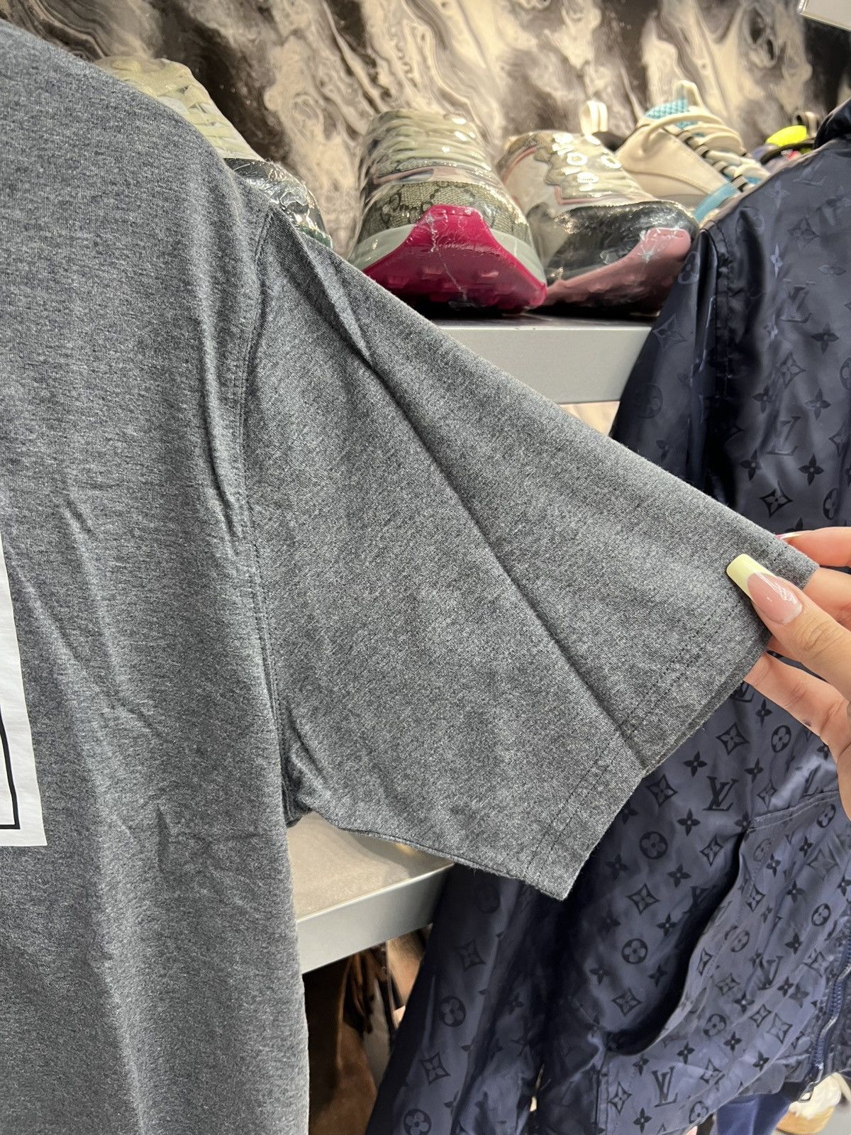 Burberry Burberry Dark Gray T-Shirt Size US M / EU 48-50 / 2 - 5 Thumbnail