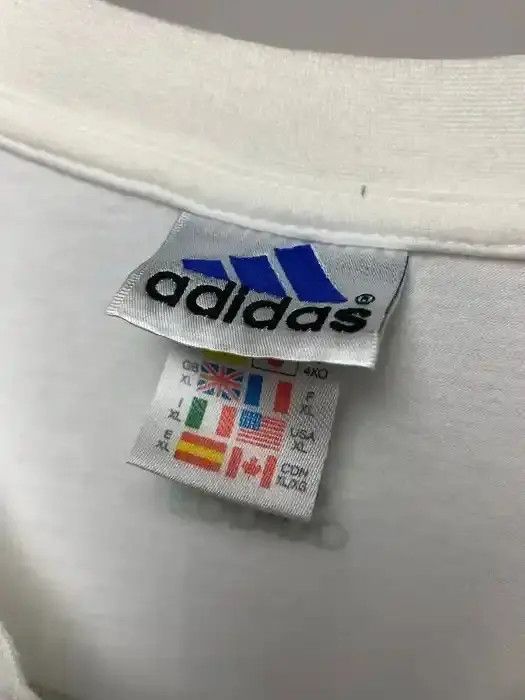 Adidas Adidas T-shirt vintage big logo band tee size XL white Size US XL / EU 56 / 4 - 4 Thumbnail