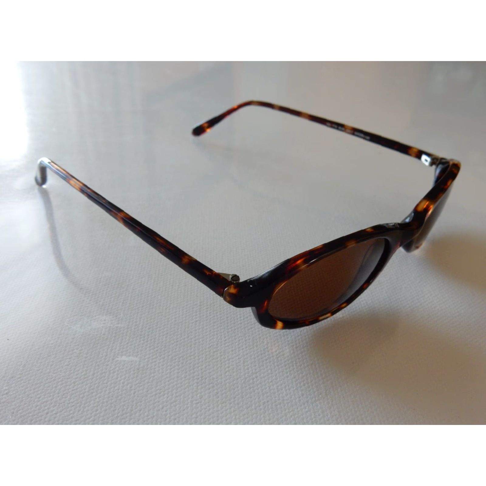 Guess GUESS Sunglasses Women Brown Frame 50/22 140 Sun DA 1 Vintage? (If not vintage, omit) Size ONE SIZE - 2 Thumbnail