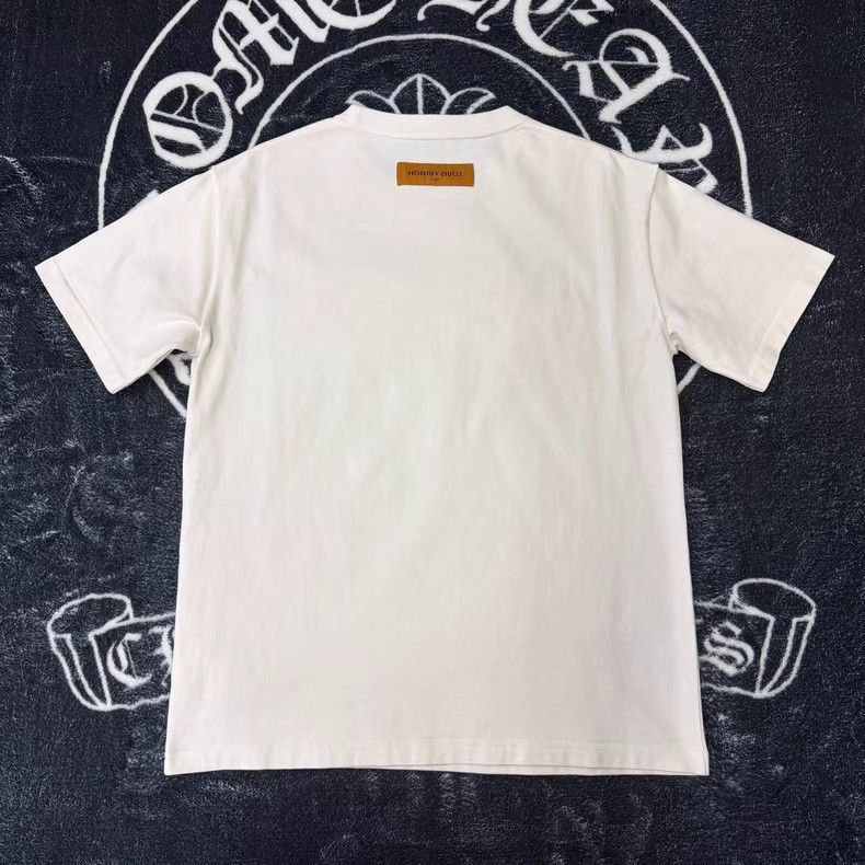Louis Vuitton Mountain Logo 3D Embroidered Short Sleeve Tee Q10 Size US L / EU 52-54 / 3 - 3 Thumbnail