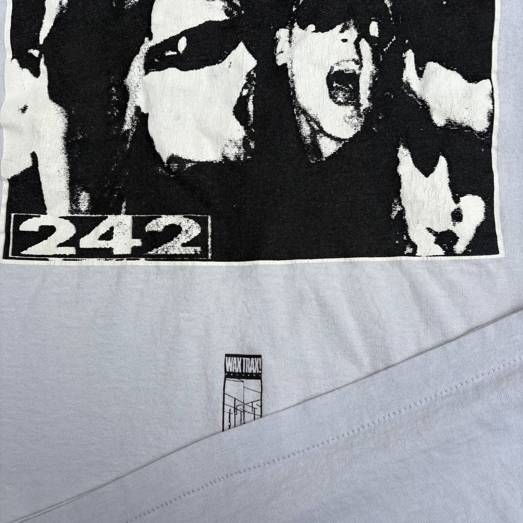 Band Tees Front 242 1990 90s Vintage Wax Trax Band Rare Tour T-Shirt Size US L / EU 52-54 / 3 - 3 Thumbnail