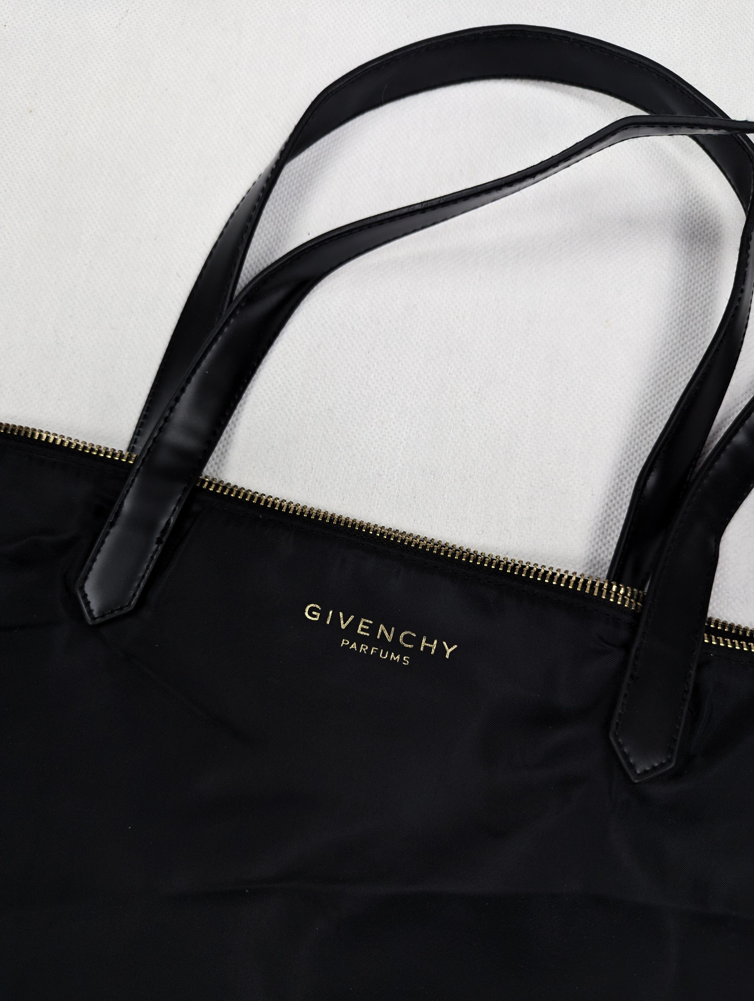 Givenchy Givenchy black bag Size ONE SIZE - 2 Thumbnail