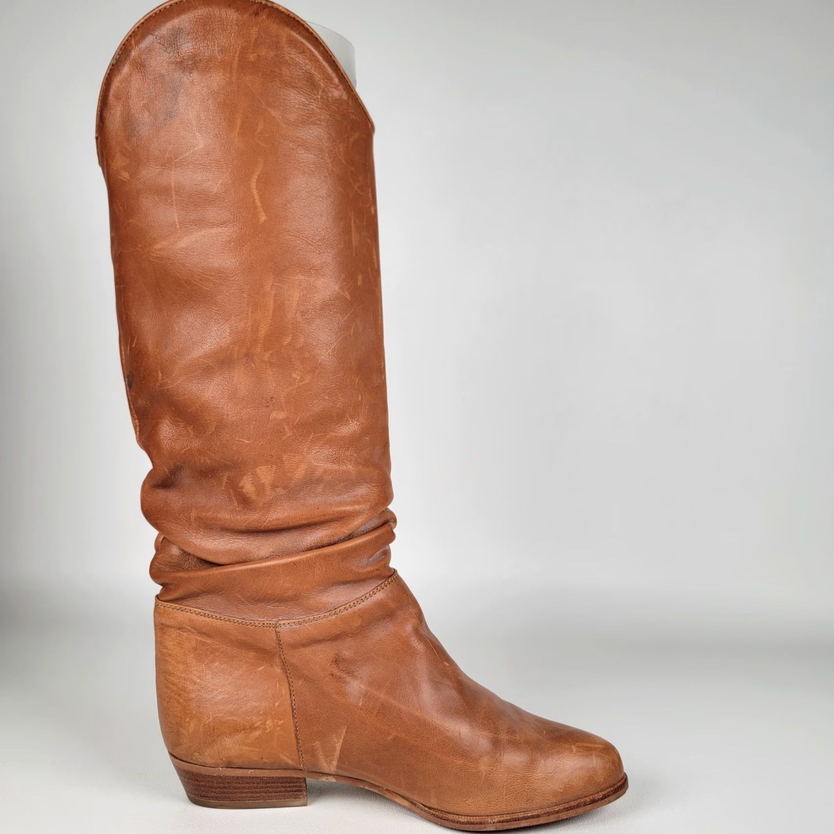 Vintage VINTAGE Wild World Boots Leather Brown Mid-Calf Women 36/6 Casual Party/Cocktail Almond Toe Studded Pull On Flat Heel Riding Boot Italy Womens Size US 6 / IT 36 - 5 Thumbnail