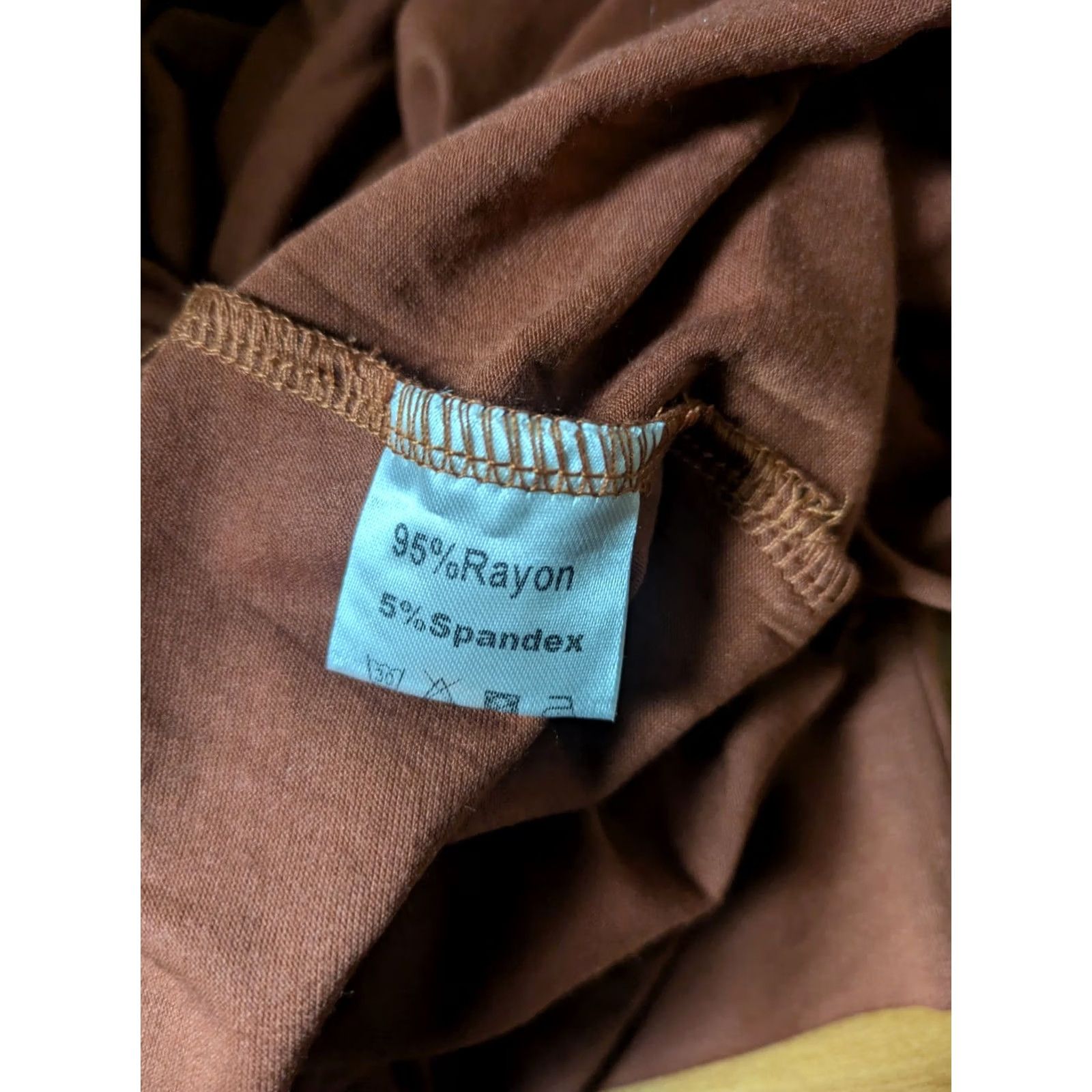 Alife VINTAGE Halife Womens Long Sleeve Shirt Lace Sleeves Blouse Rust Brown NEW NWT 2XL Rayon 2XL Womens Blouse Long Sleeve Crew Neck Lace Bodice Brown Size XXL / US 16-18 / IT 52-54 - 5 Thumbnail