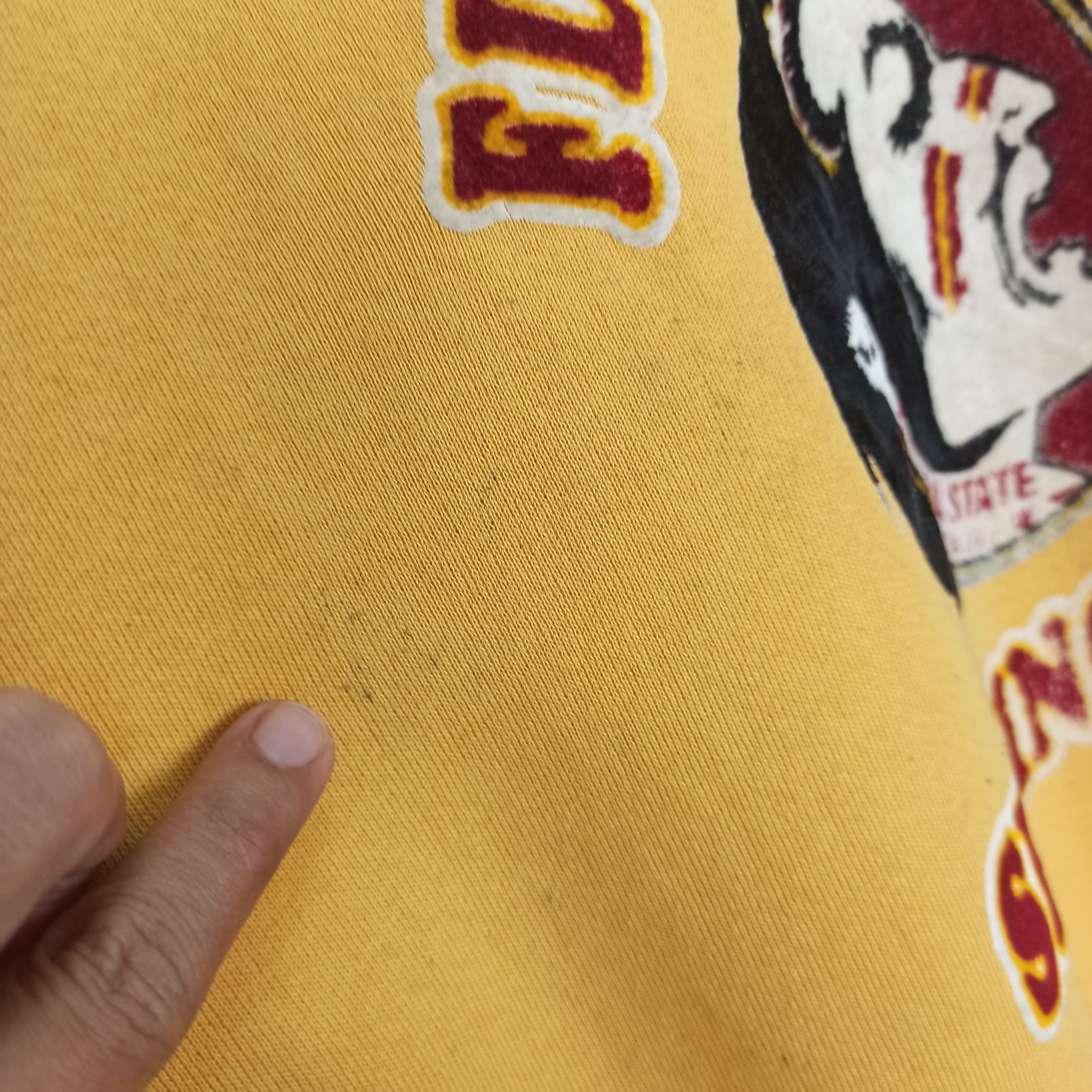 Russell Athletic vintage Distressed Russell Athletic Sweatshirt Size US L / EU 52-54 / 3 - 3 Thumbnail