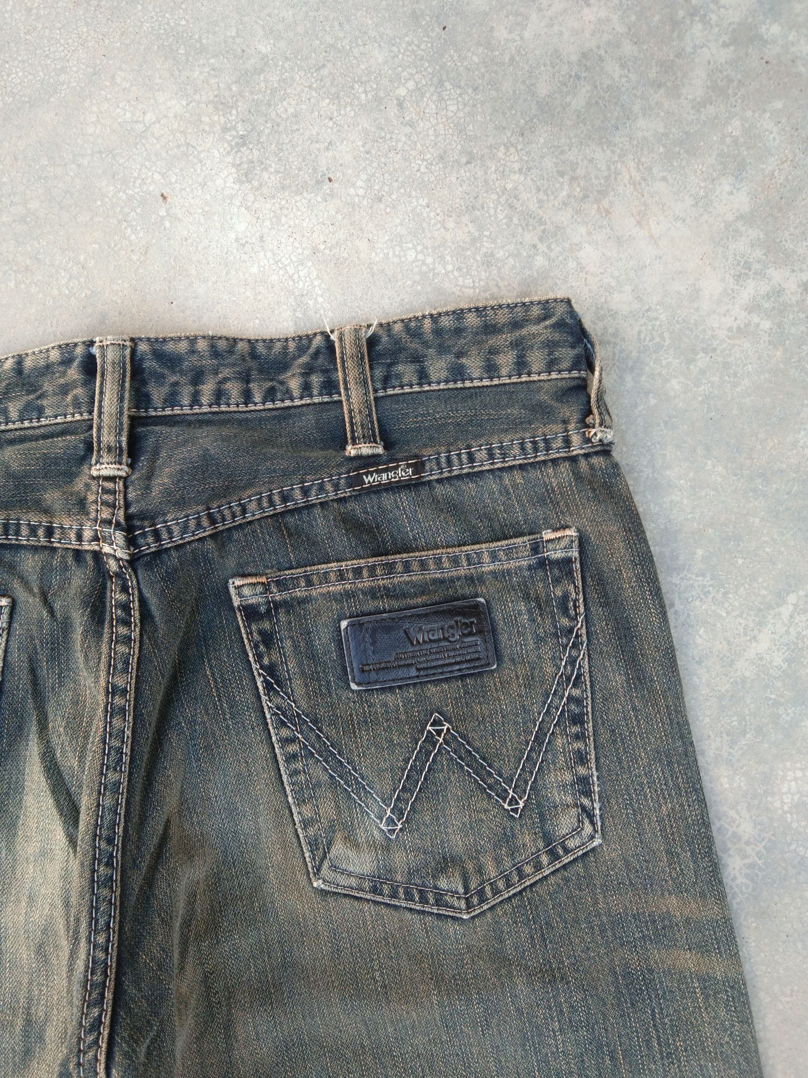 Japanese Brand × Jean × Vintage Vintage Rusty Wash Wrangler Distressed Jeans 32x32 Size US 32 / EU 48 - 3 Thumbnail