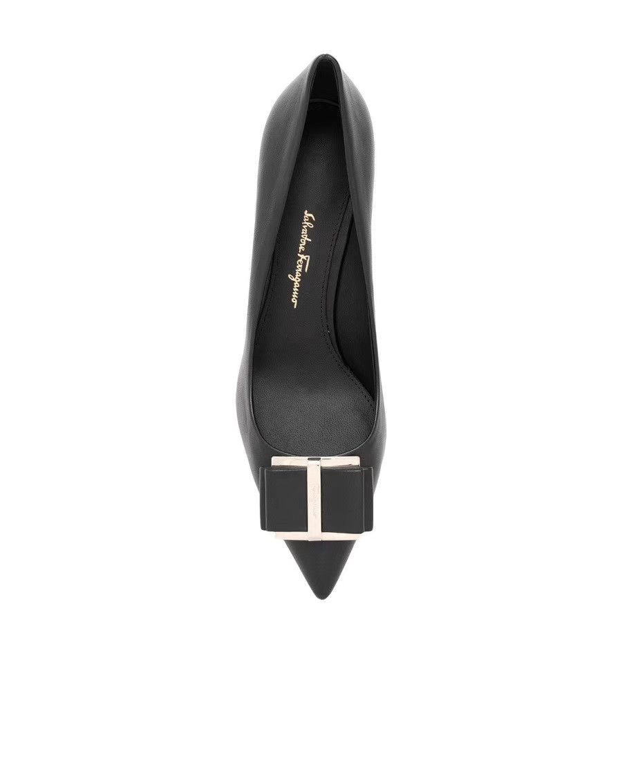Salvatore Ferragamo Salvatore Ferragamo Women's Vara Bow Pump Heels K6 Size US 6 / IT 36 - 4 Thumbnail