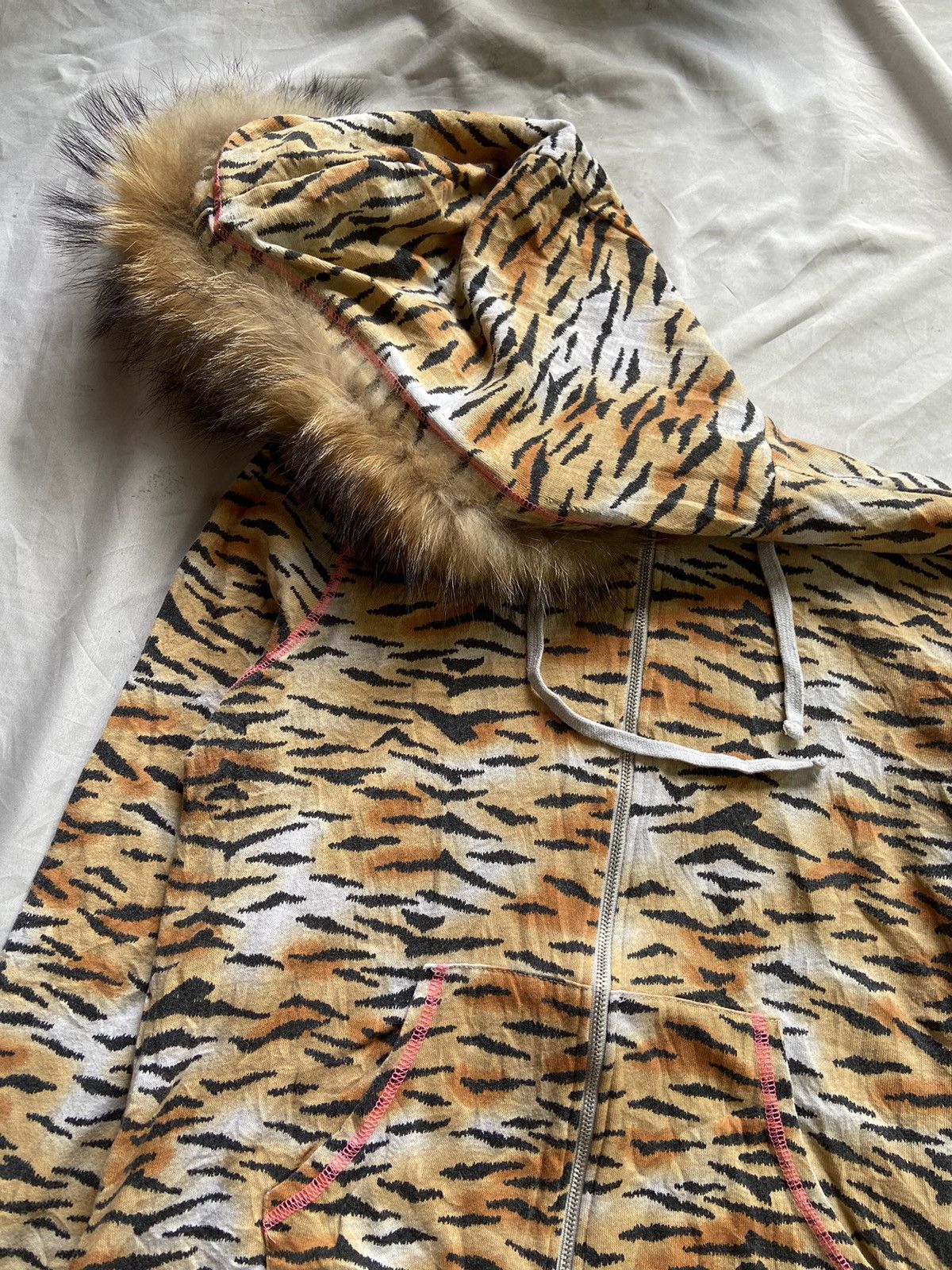 Japanese Brand TIGER PRINTED FUR ZIP HOODIE Size US S / EU 44-46 / 1 - 6 Thumbnail