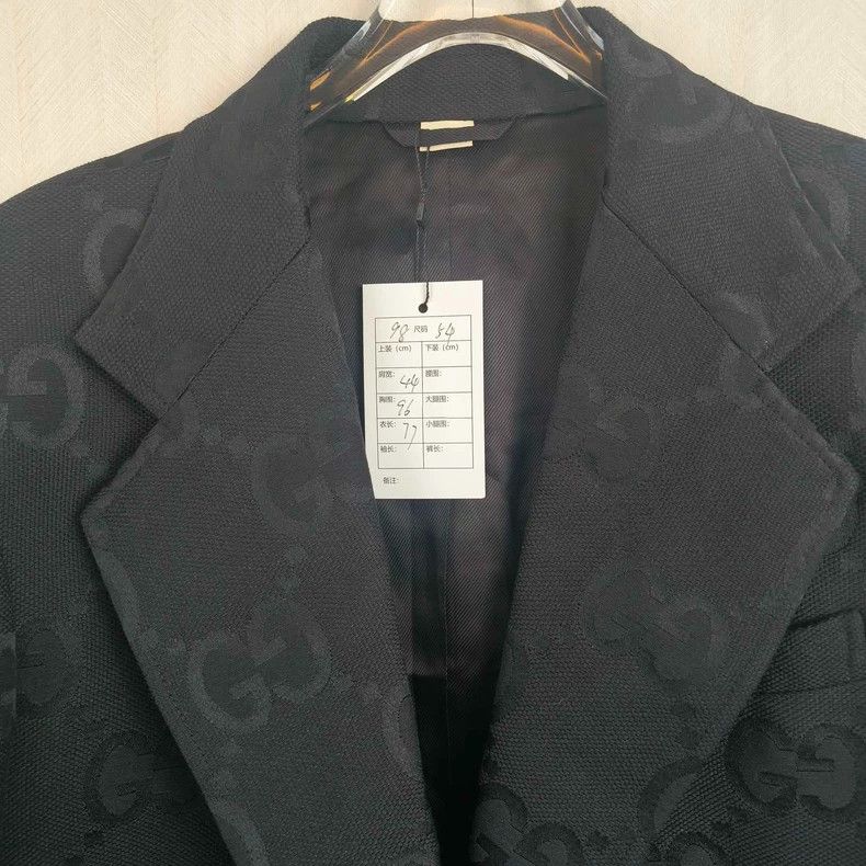 Gucci Gucci Black suit 2502-Nextarrow Size 54R - 2 Thumbnail