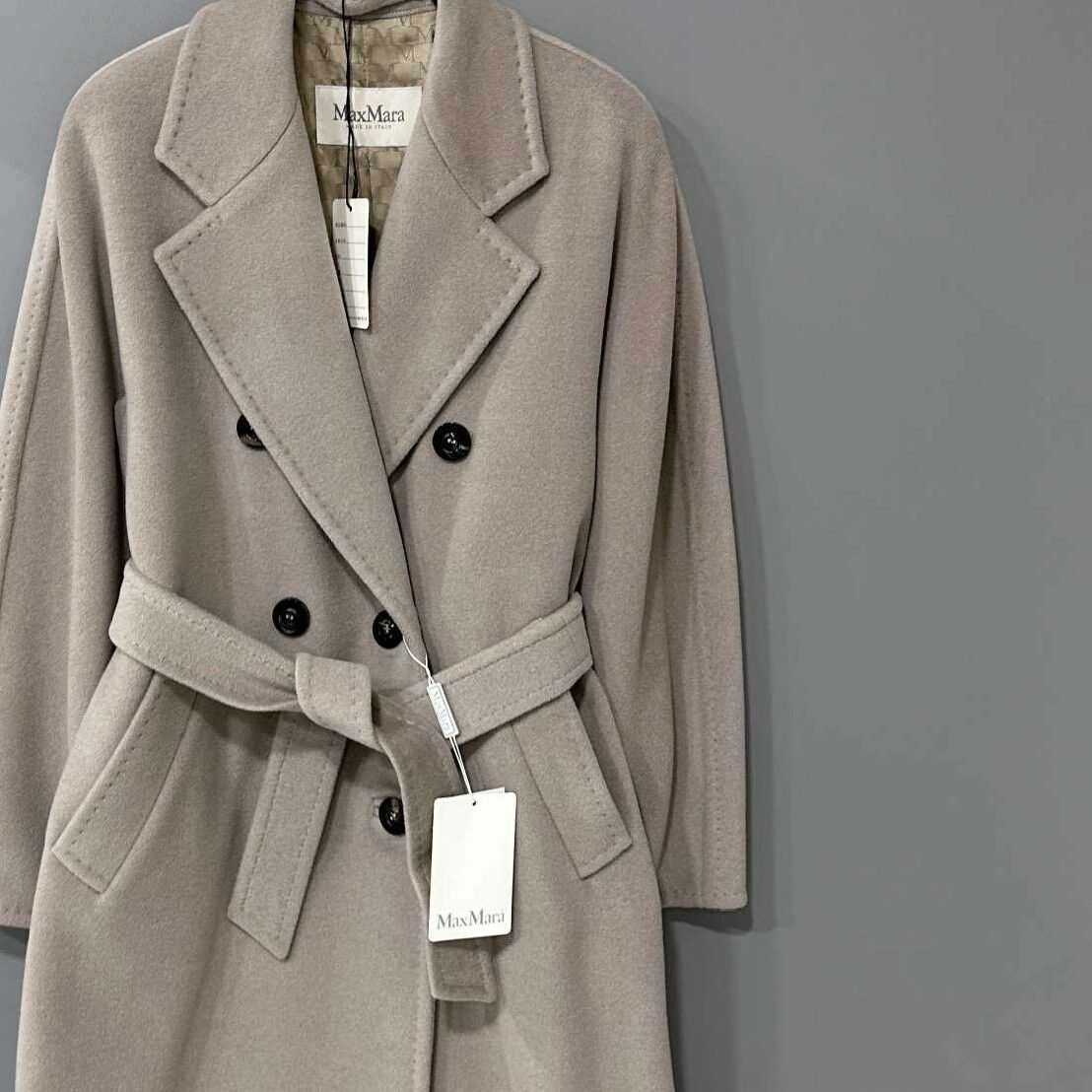 Max Mara Max Mara Beige Coat S Women Size S / US 4 / IT 40 - 1 Thumbnail