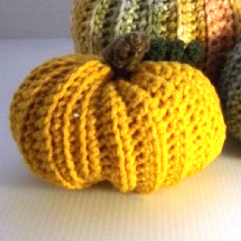 Handmade NWT Multicolor Handmade Crocheted Pumpkin Set of 3 by Dawny Size ONE SIZE - 2 Thumbnail