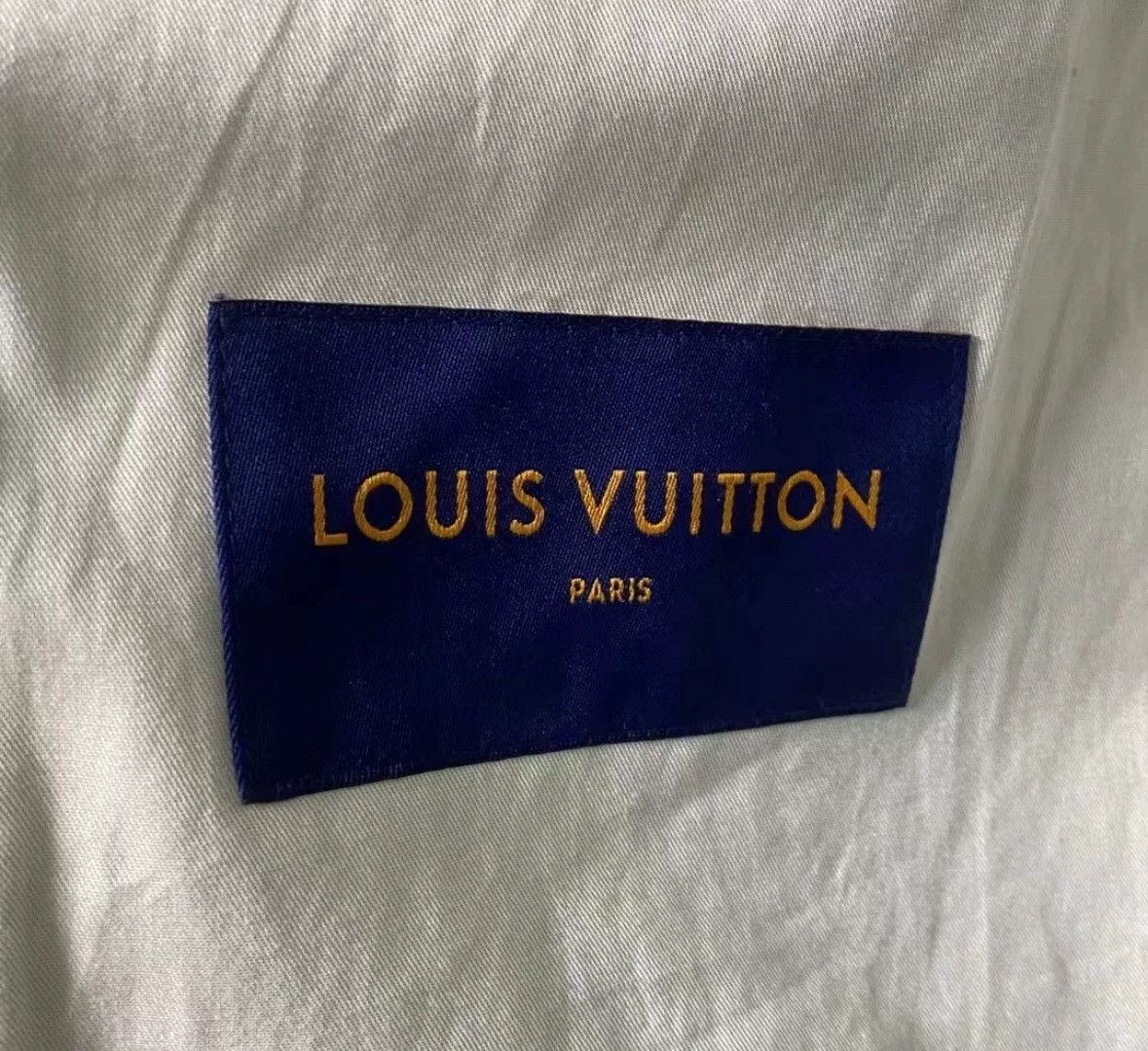 Louis Vuitton Louis Vuitton full print logo lamb fur collar jacket Size US M / EU 48-50 / 2 - 4 Thumbnail