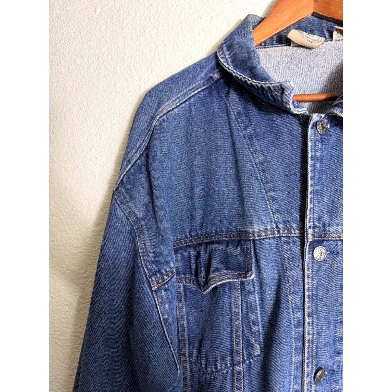 Denime VINTAGE Binion’s Las Vegas Denim Jacket Mens 2XL Bomber Blue Denim Gambling Hall Hotel Size US XXL / EU 58 / 5 - 3 Thumbnail