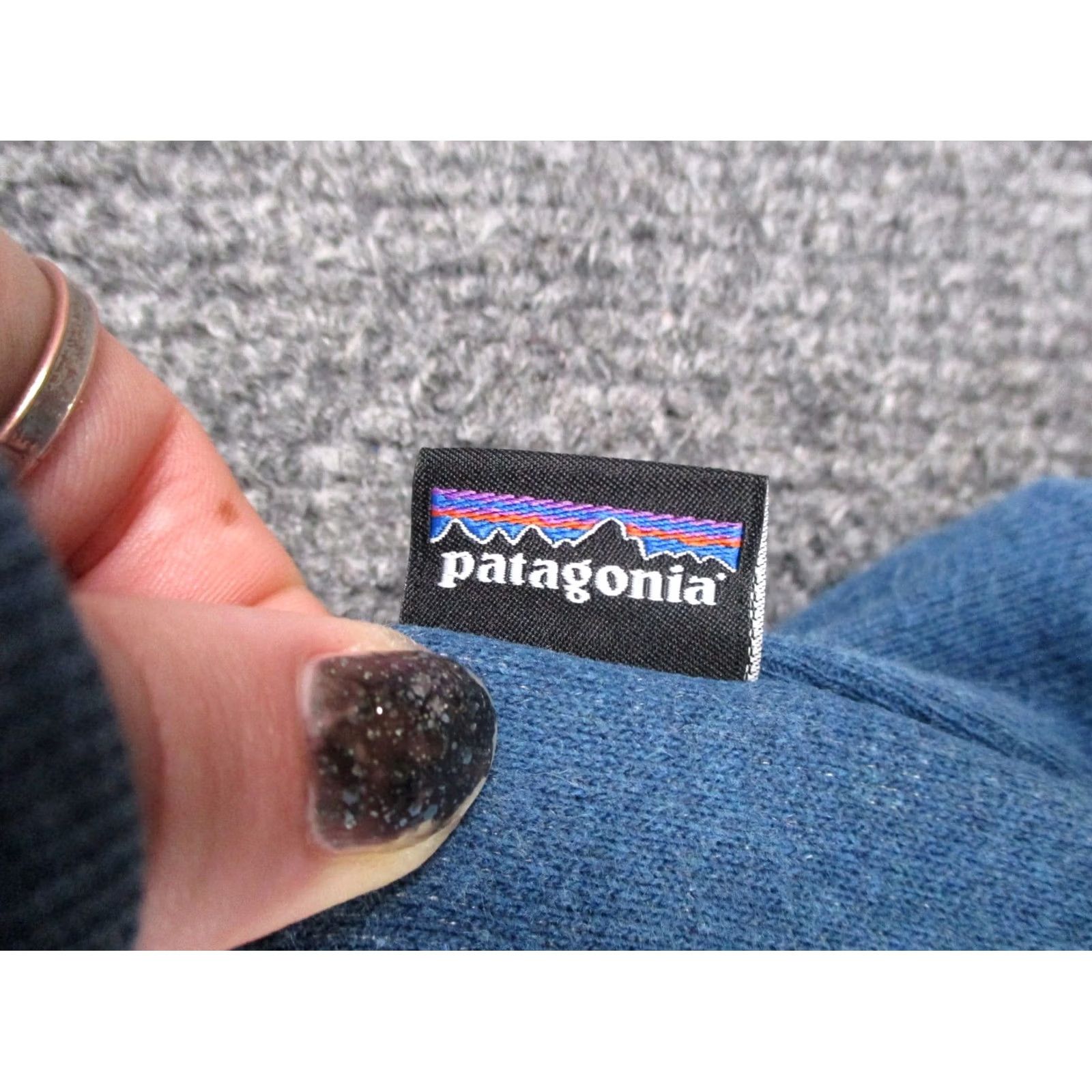 Patagonia Patagonia Hoodie Sweatshirt Mens S Uprisal Hoody Pullover Camping 39666 Heavy Blue Logo Knit Cotton Polyester Crew Neck Long Sleeve Heavy Size US S / EU 44-46 / 1 - 6 Thumbnail