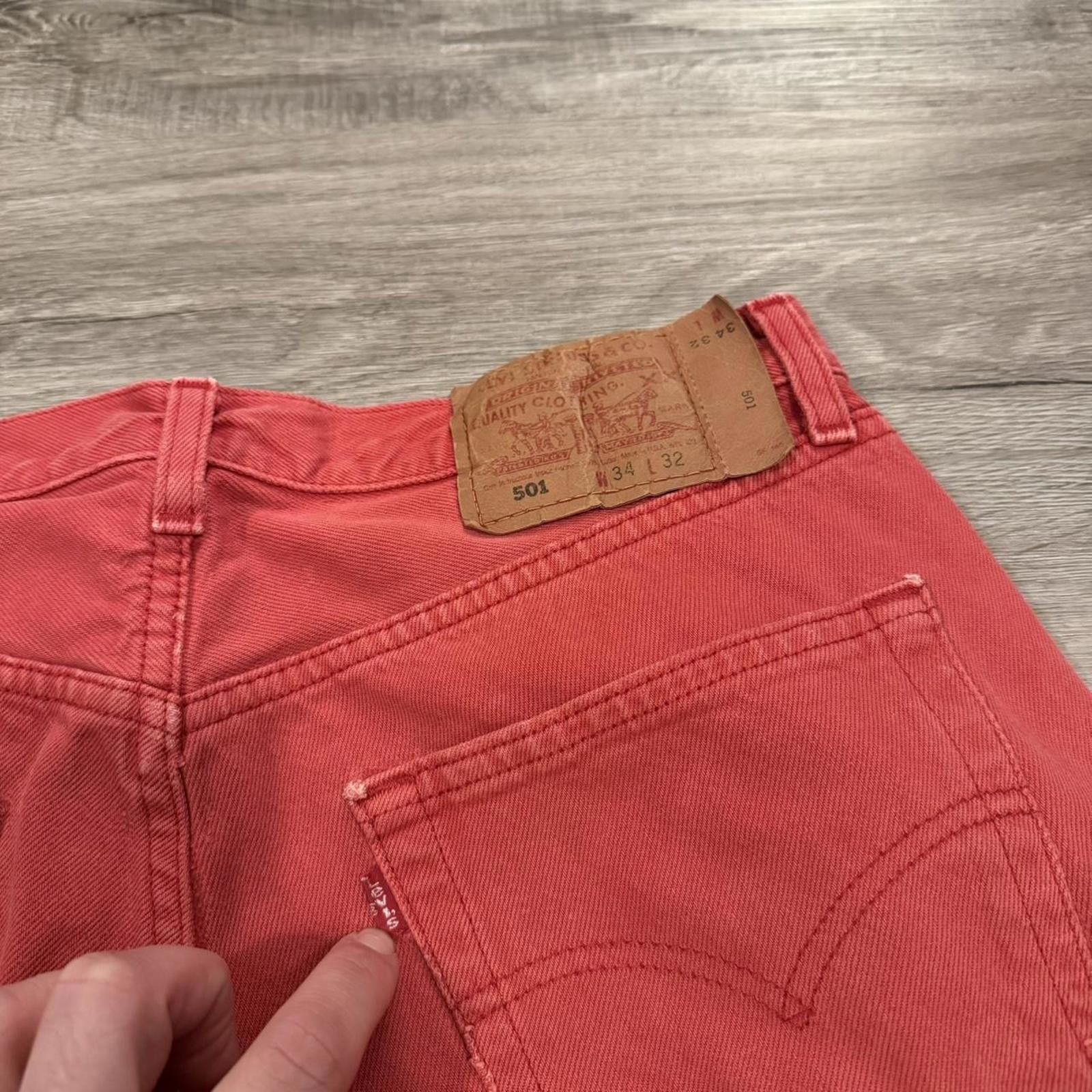 Levi's vintage Levi’s 501 jeans made in USA RED 90s 34x32 Size US 34 / EU 50 - 6 Thumbnail
