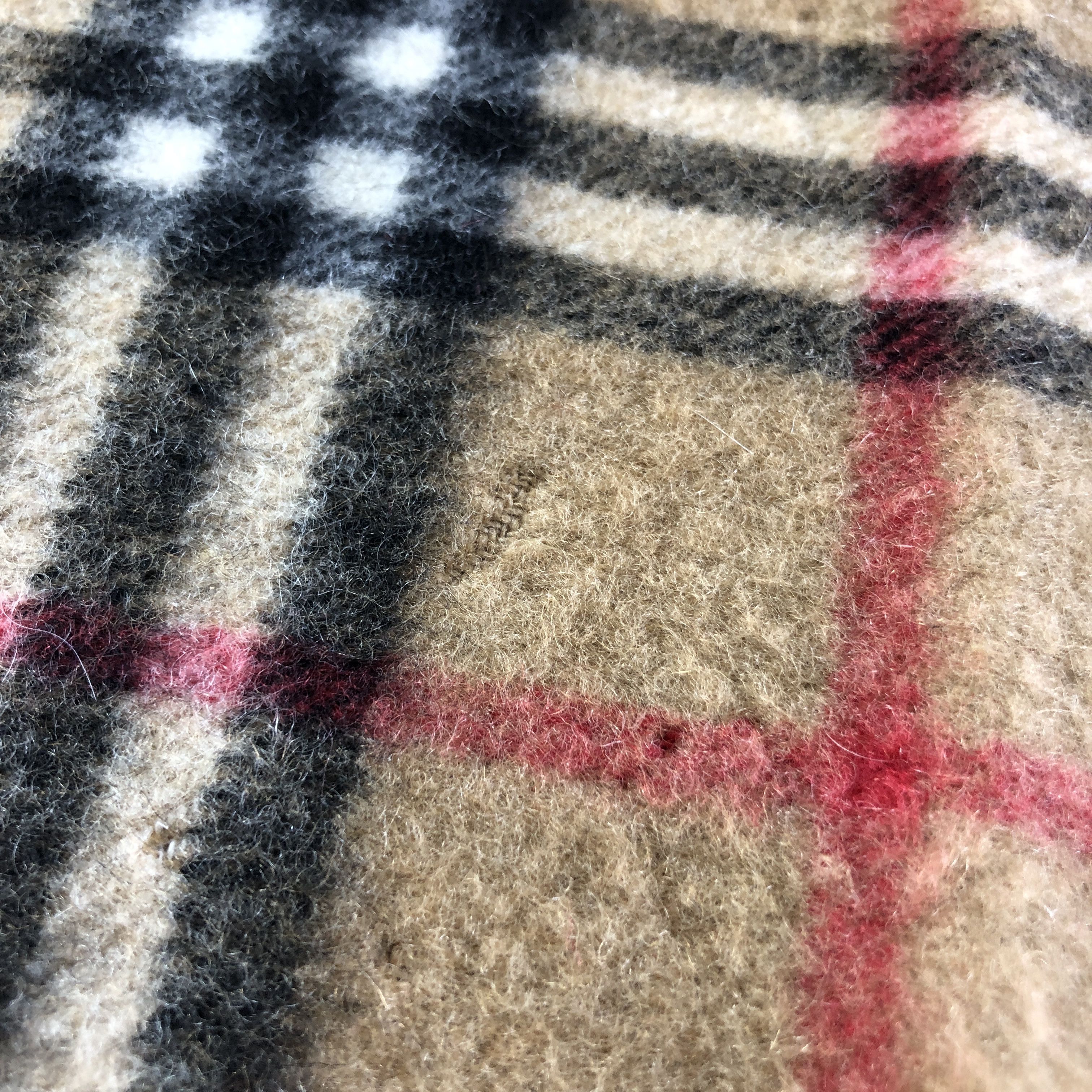 Burberry Burberrys Tan Nova Check Cashmere Scarf Muffler V2640 Size ONE SIZE - 8 Thumbnail