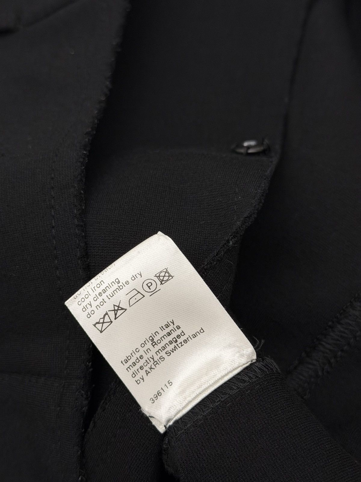 Akris Akris Punto Asymmetric Zip Laser Cut Sleeve Lace Jacket 10 Size L / US 10 / IT 46 - 11 Thumbnail