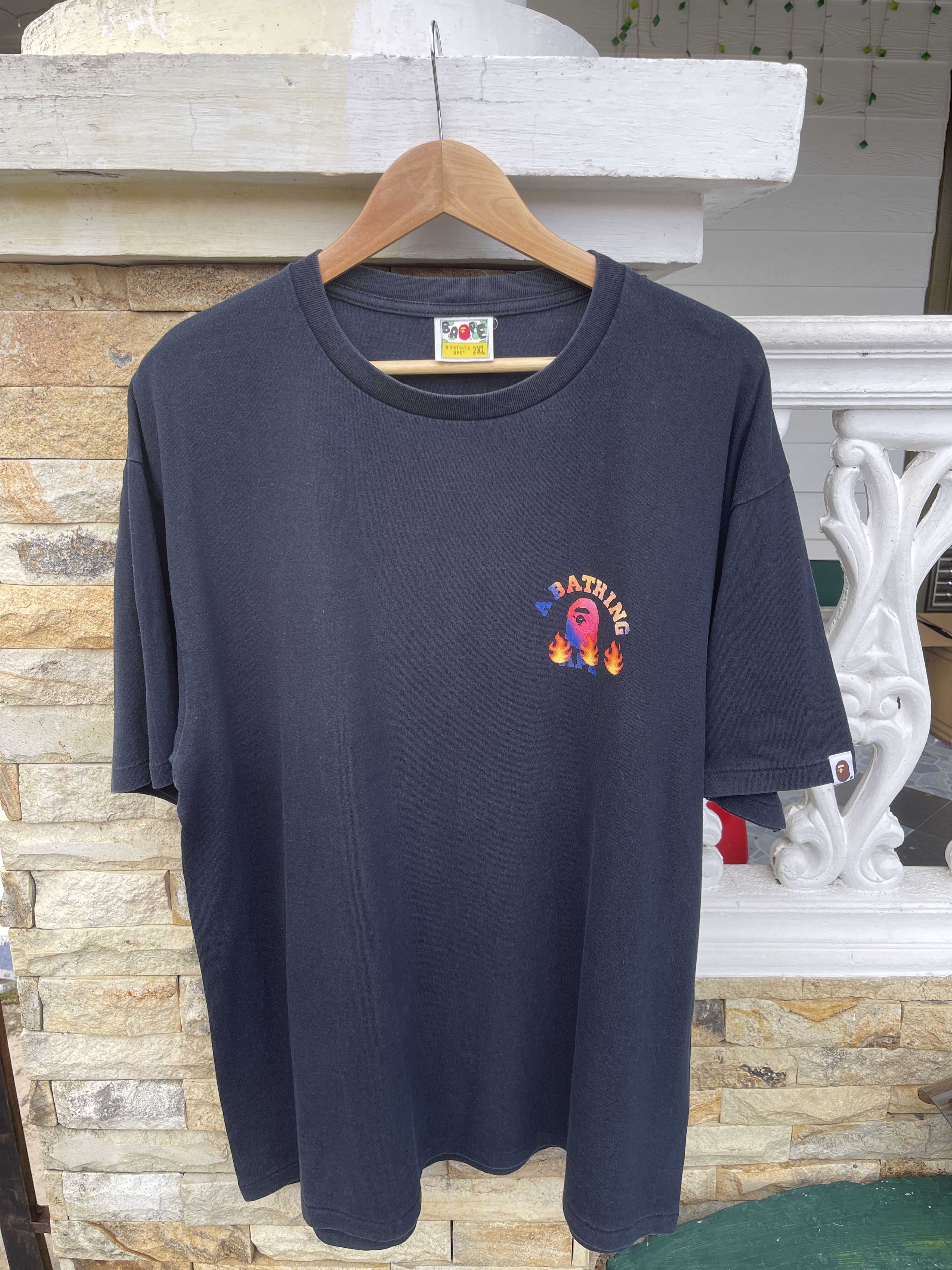 Bape Last Drop🔥Rare🔥Vintage Bape Fire College Emoji T-Shirt Size US XXL / EU 58 / 5 - 2 Thumbnail