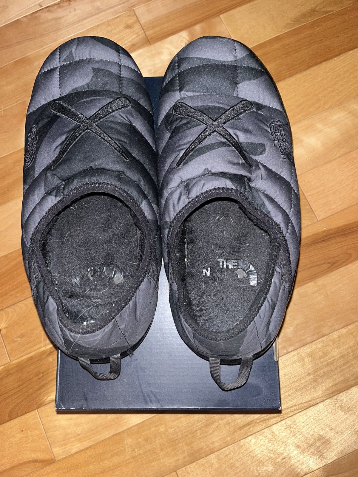 Kaws × The North Face TNF X Kaws Thermoball Traction Mule VP Size US 10 / EU 43 - 3 Thumbnail