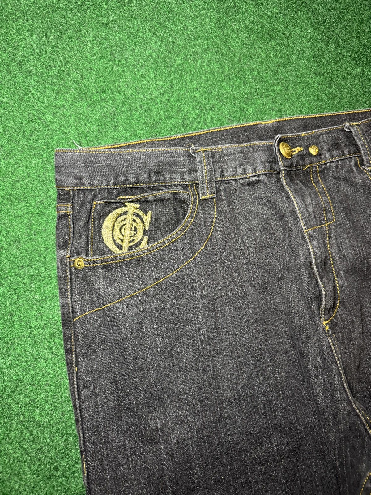 Coogi Y2K Coogi Baggy Hip Hop Embroidered Gold Black Denim Jeans Size US 40 / EU 56 - 5 Thumbnail