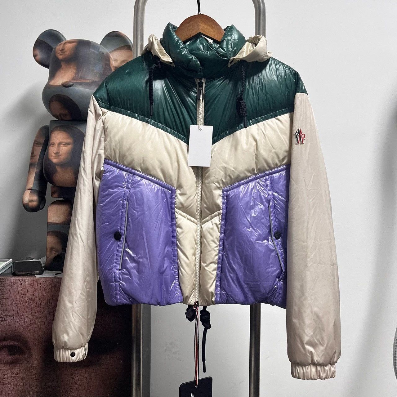 Moncler Moncler Down Down Jacket L Women Size L / US 10 / IT 46 - 1 Thumbnail
