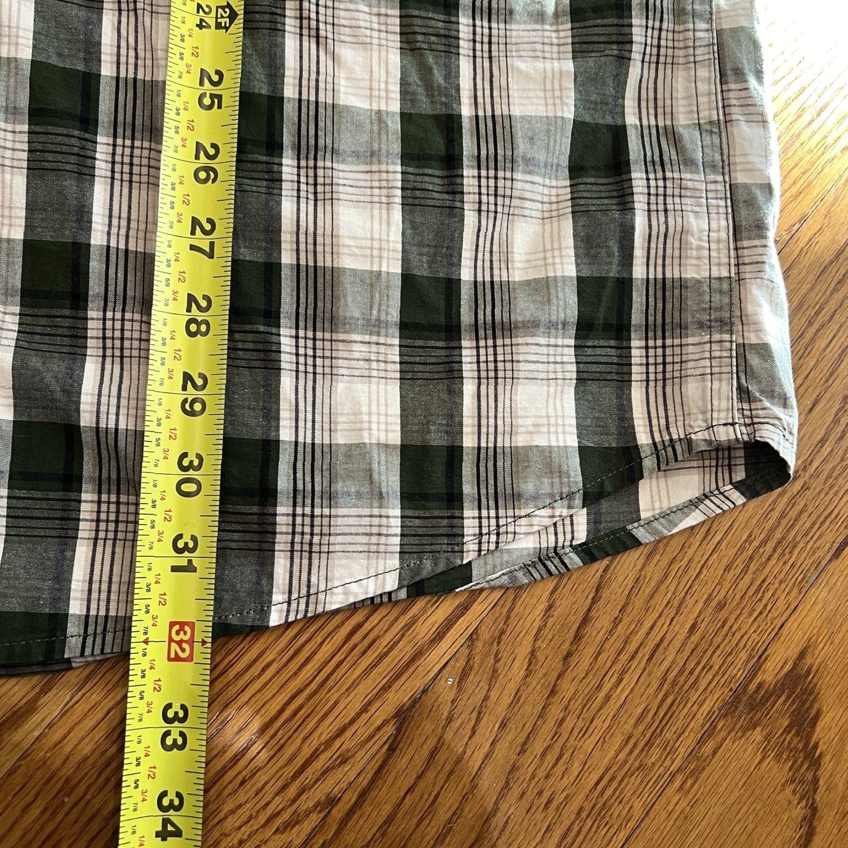 Carhartt VINTAGE Carhartt Men's Short Sleeve Plaid Button-Up Workwear Shirt XL Blue Cotton Size US 36 / EU 52 - 7 Thumbnail