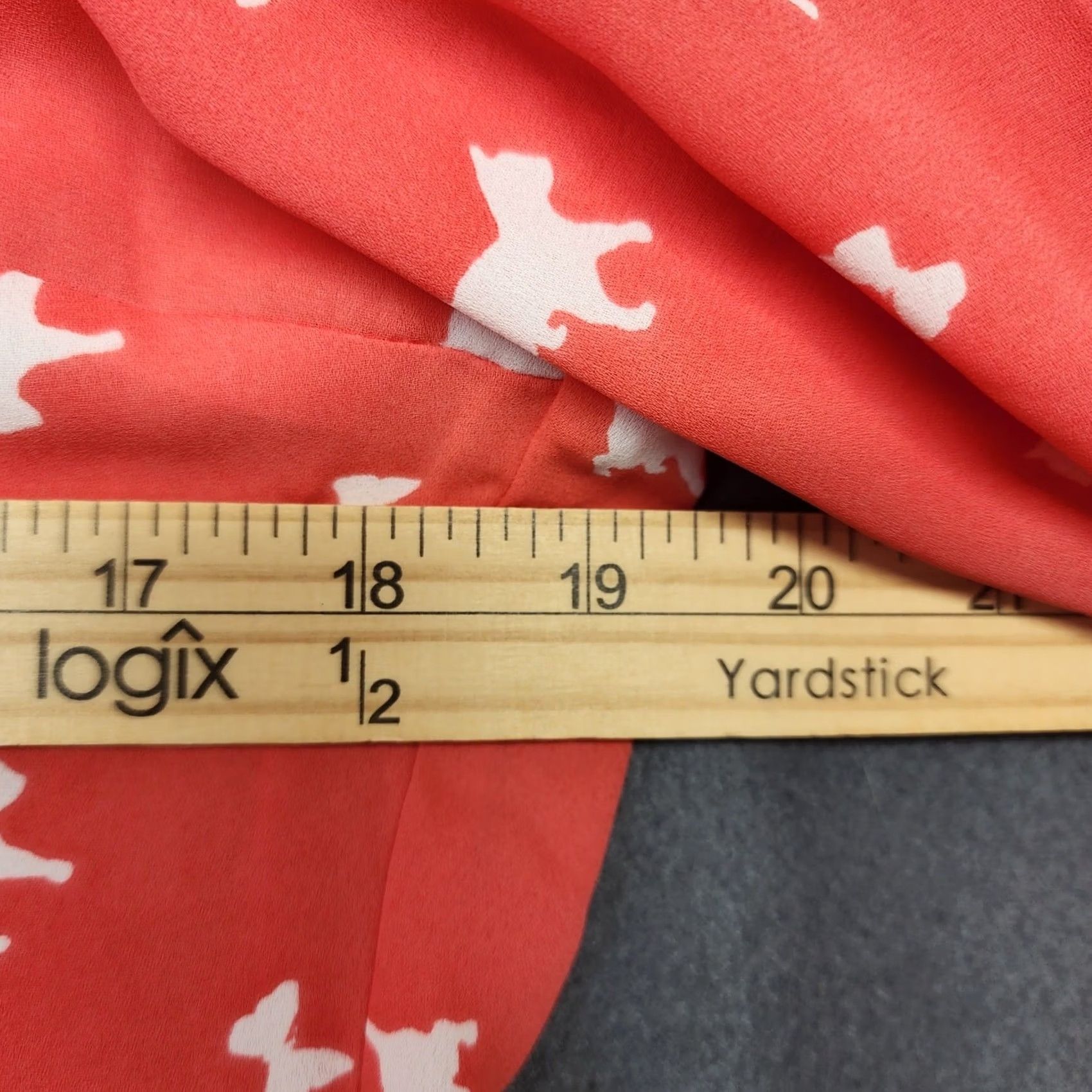 Express Express Portofino Shirt Women Small All Over Cat Print Roll Tab Sleeve Button Up Size S / US 4 / IT 40 - 4 Thumbnail