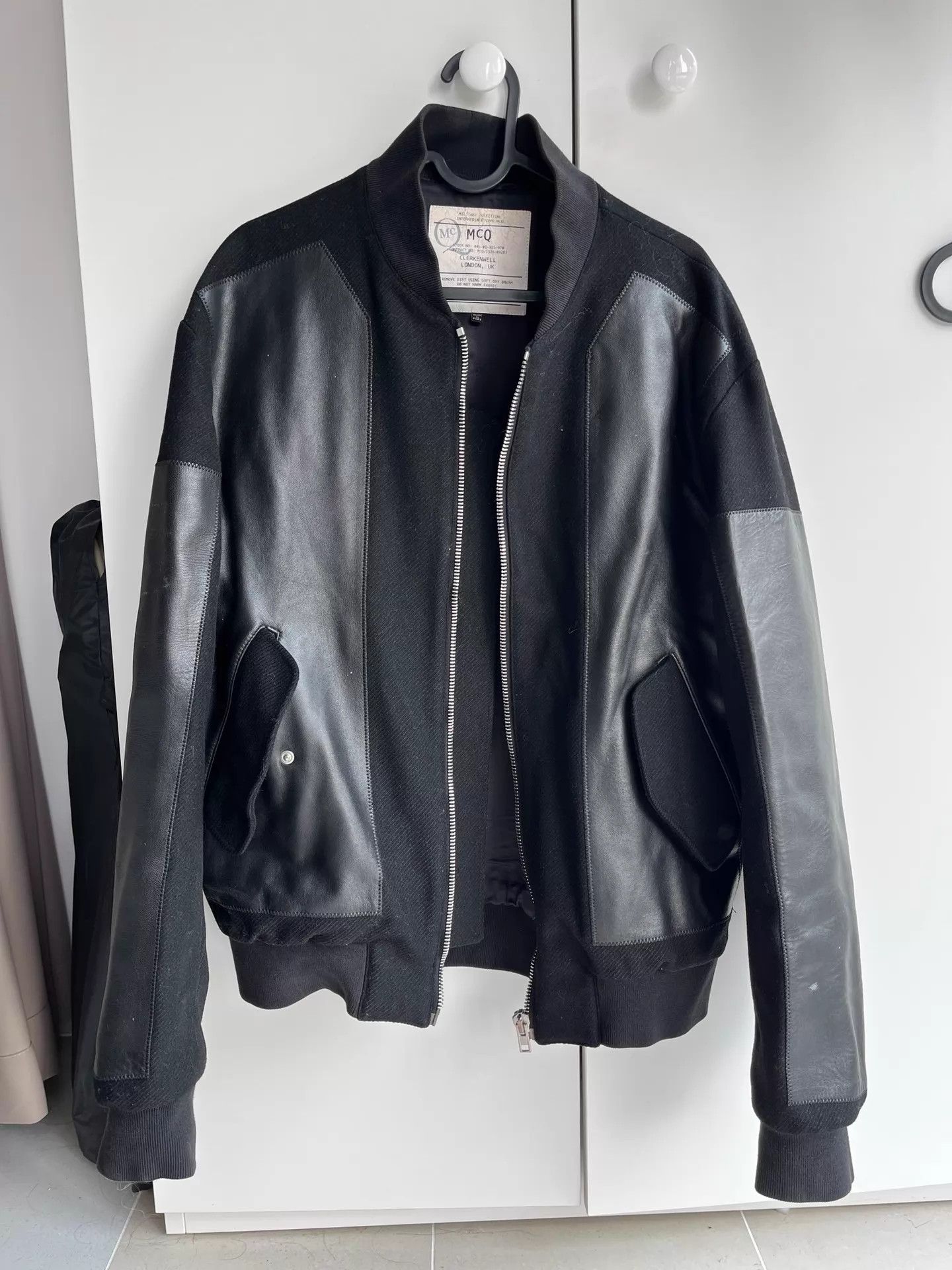 Alexander McQueen AMQ Colorblock Cowhide Leather Jacket Unisex 46 8-9/10 Size US S / EU 44-46 / 1 - 1 Thumbnail