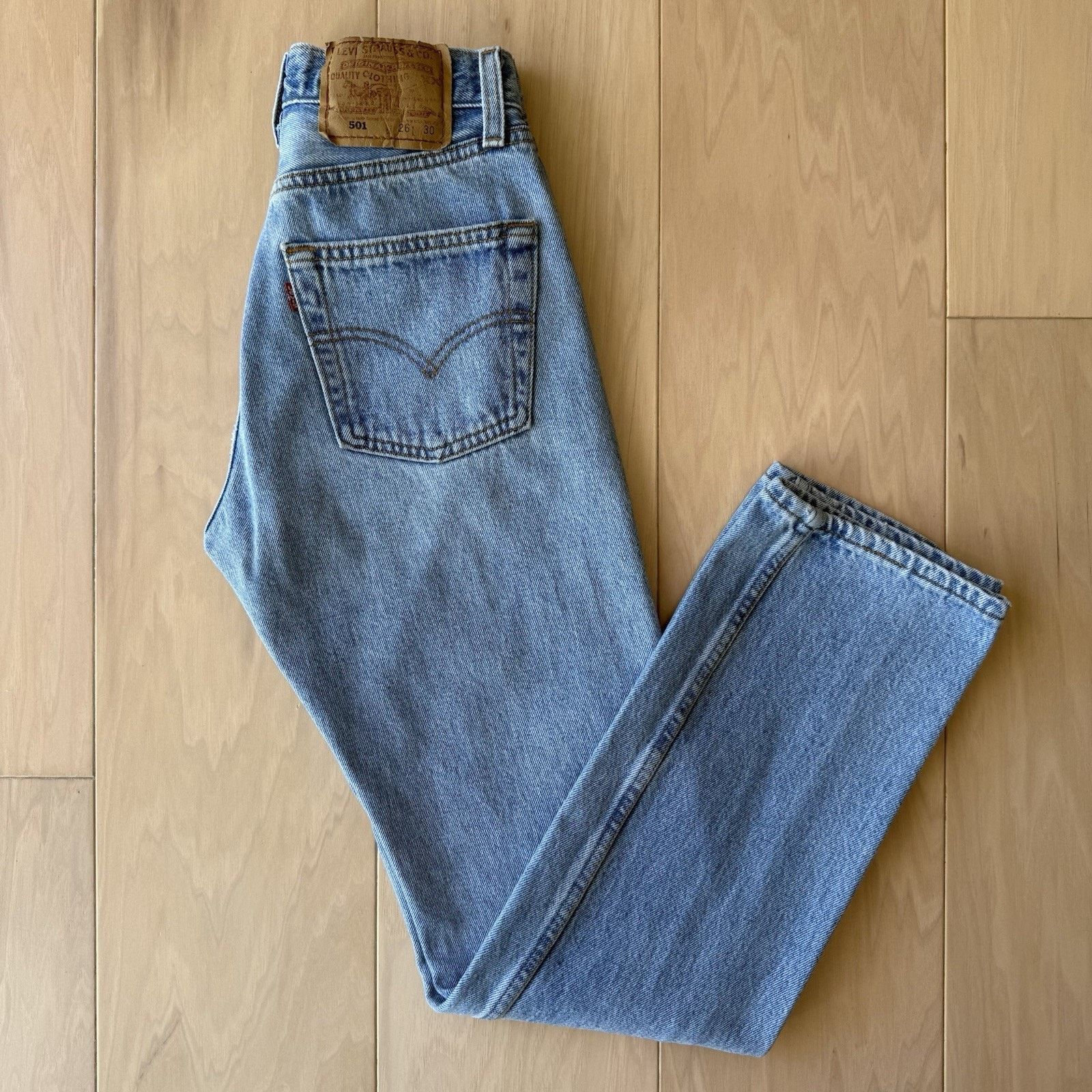 Levi's × Vintage Vintage Levis 501 Jeans 24 Blue 90s Denim Made in USA Size US 26 / EU 42 - 2 Thumbnail