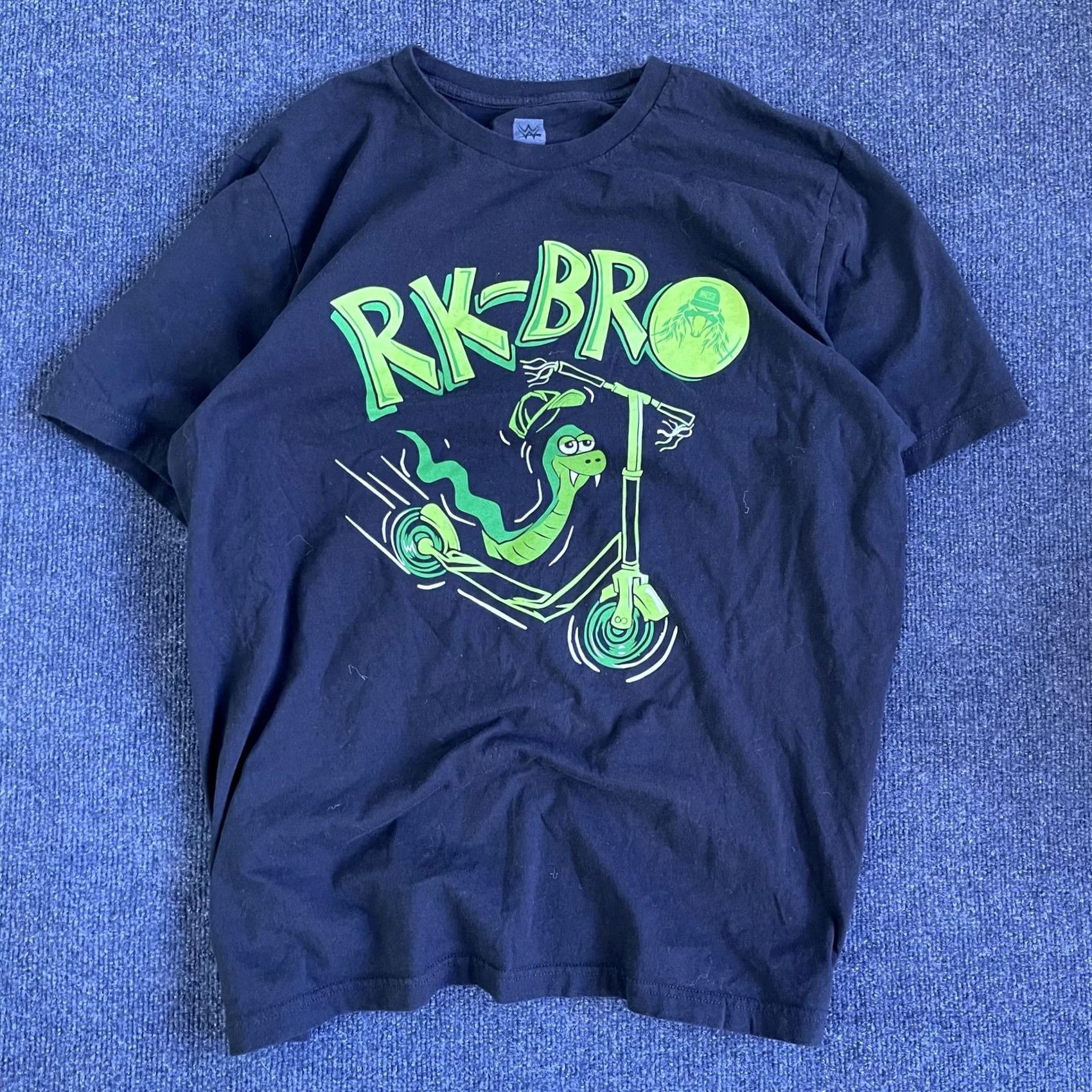 Vintage WWE RK-Bro Shirt Mens 2XL Black Graphic Tee T-Shirt Cartoon Snake Scooter RK-Bro Logo Crew Neck Short Sleeve Graphic Print Shirts Mens 2XL Black Size US XXL / EU 58 / 5 - 2 Thumbnail