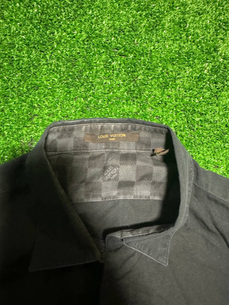 Louis Vuitton Louis Vuitton Classic Button Ups Shirt 3 with cufflinks Size US S / EU 44-46 / 1 - 4 Thumbnail