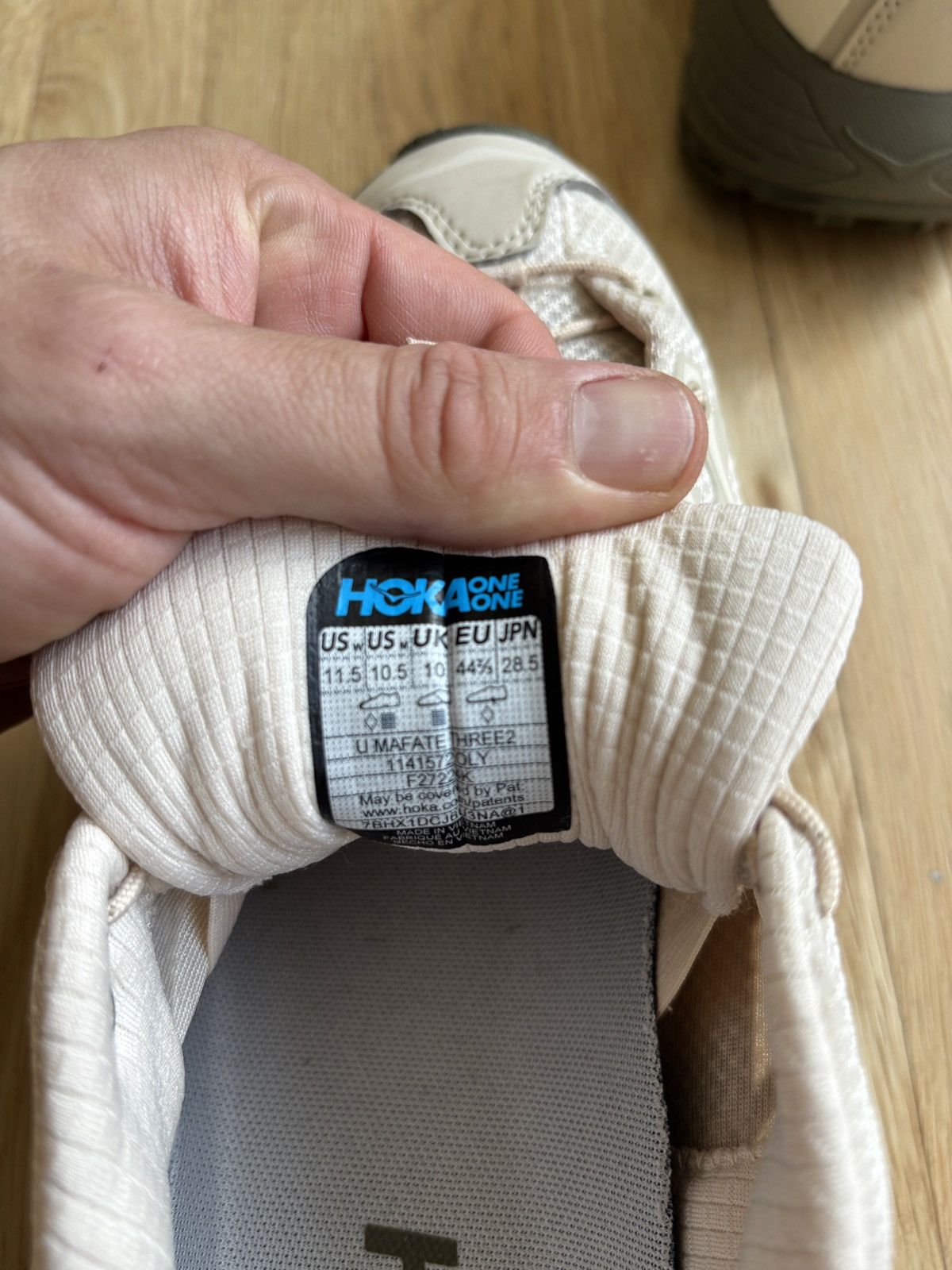 Hoka Hoka Men's Mafate Three2 Hiking Sneaker in Oat Size US 10.5 / EU 43-44 - 5 Thumbnail