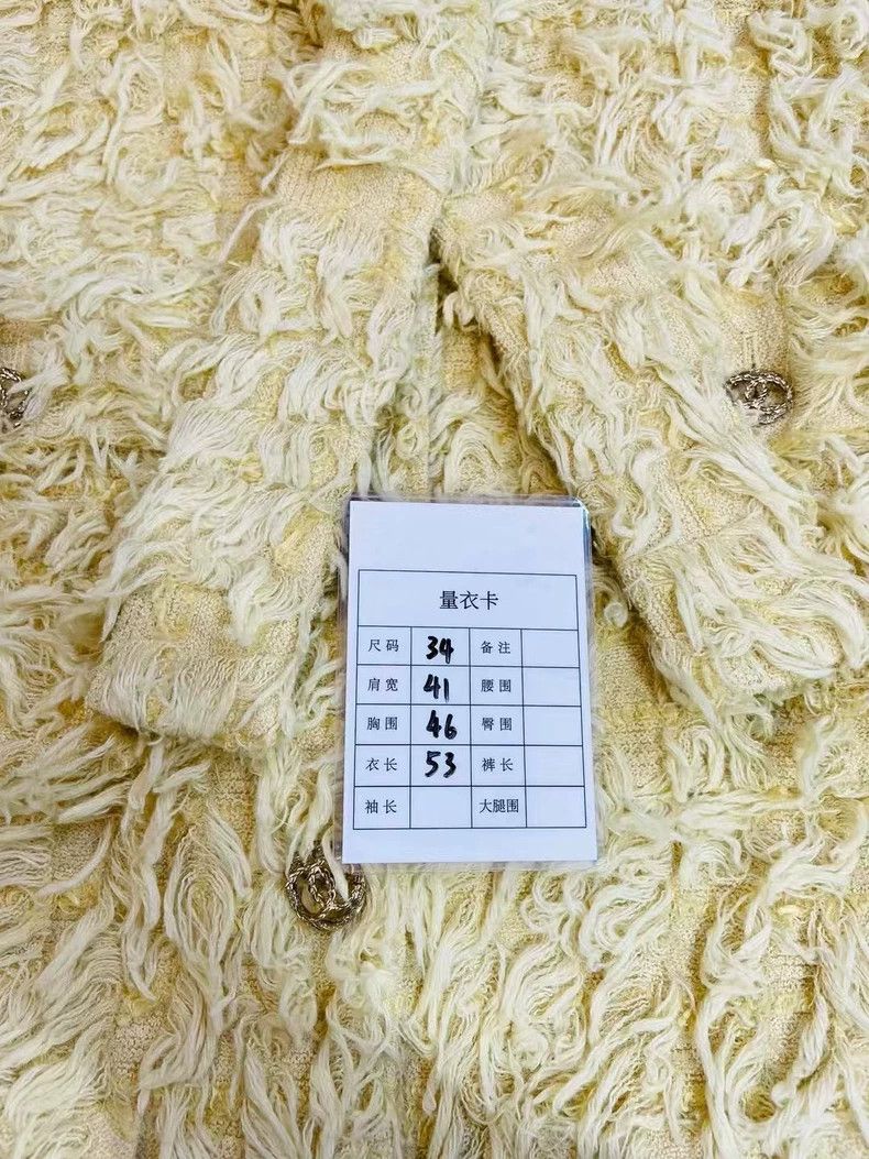 Chanel Chanel Chick yellow fur coat Size XXS / US 00 / IT 34 - 6 Thumbnail