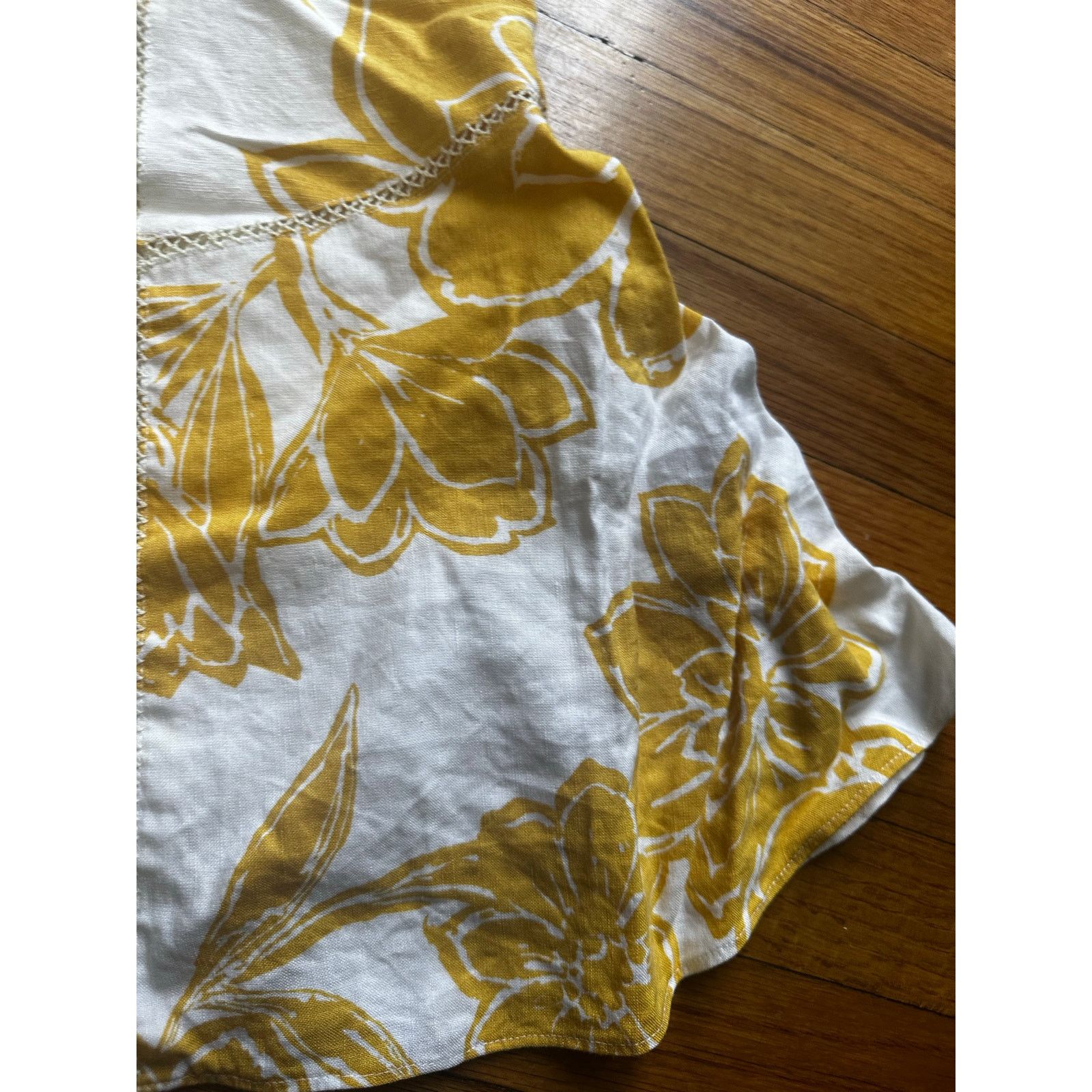 Ann Taylor Ann Taylor Marigold Yellow Floral Fit and Flare Skirt Size 27" / US 4 / IT 40 - 3 Thumbnail