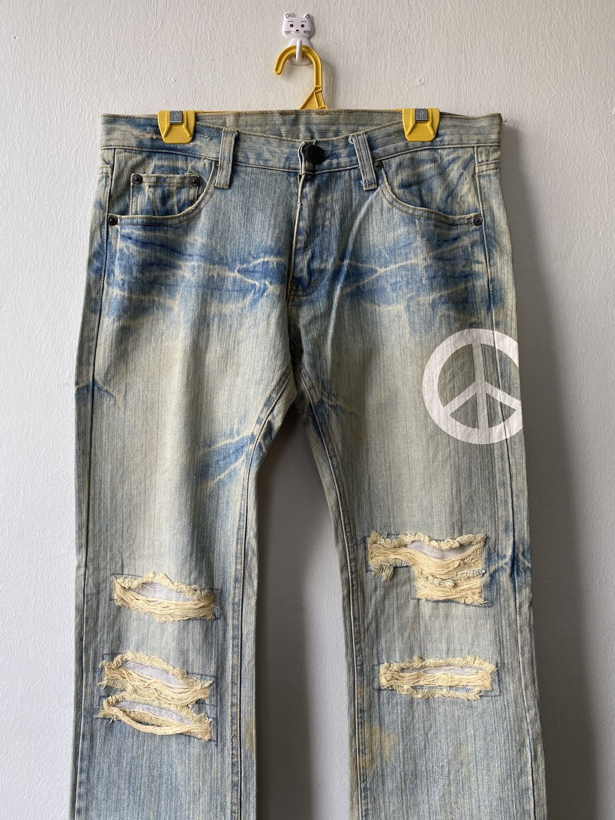 If Six Was Nine × Japanese Brand Japanese Brand Peace Design Rusty Distressed Denim Size US 33 - 3 Thumbnail