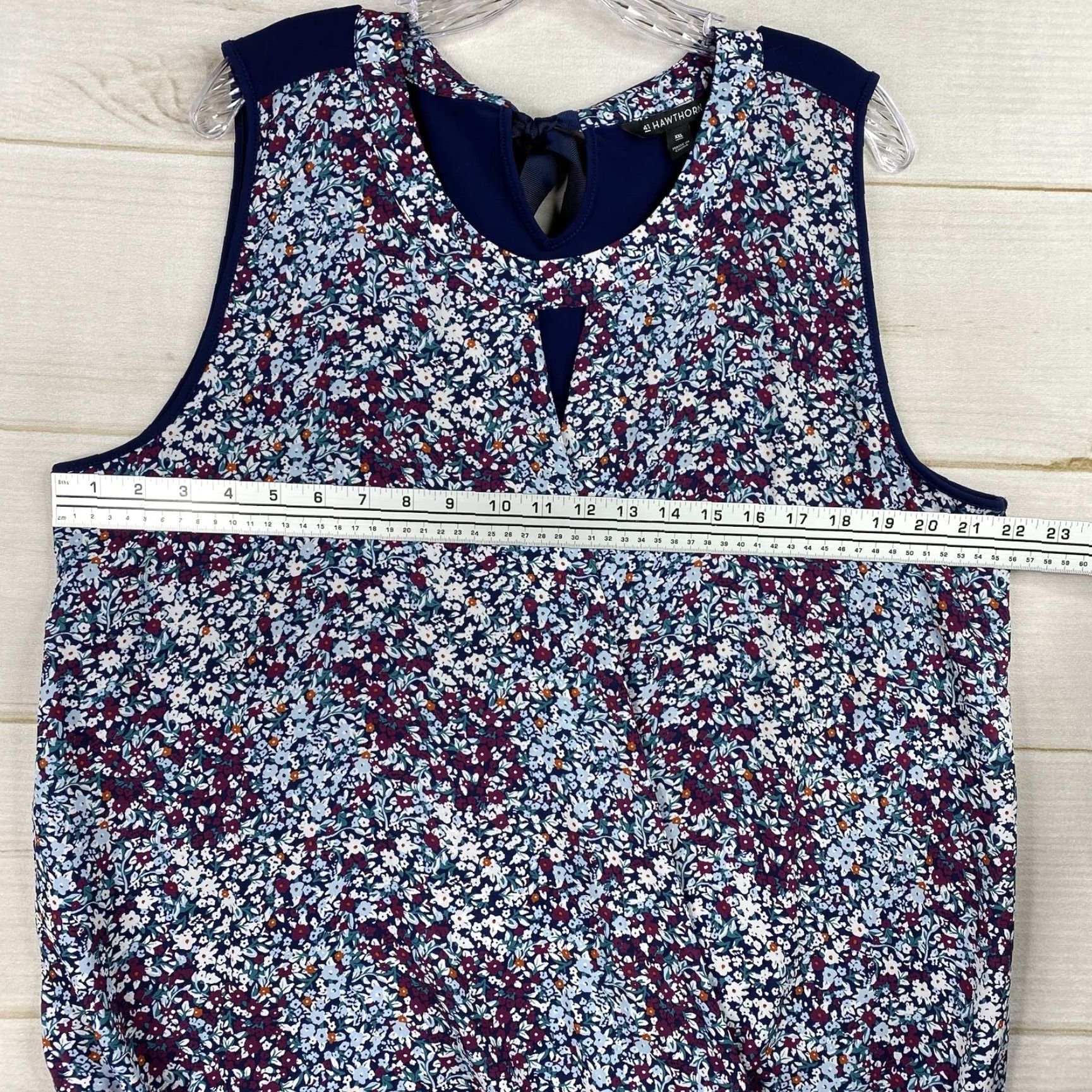 Vintage VINTAGE 41 Hawthorn Blouse Women's 2XL Blue Floral Boho Sleeveless V-Neck Stretch Keyhole Blouse Size XXL / US 16-18 / IT 52-54 - 7 Thumbnail
