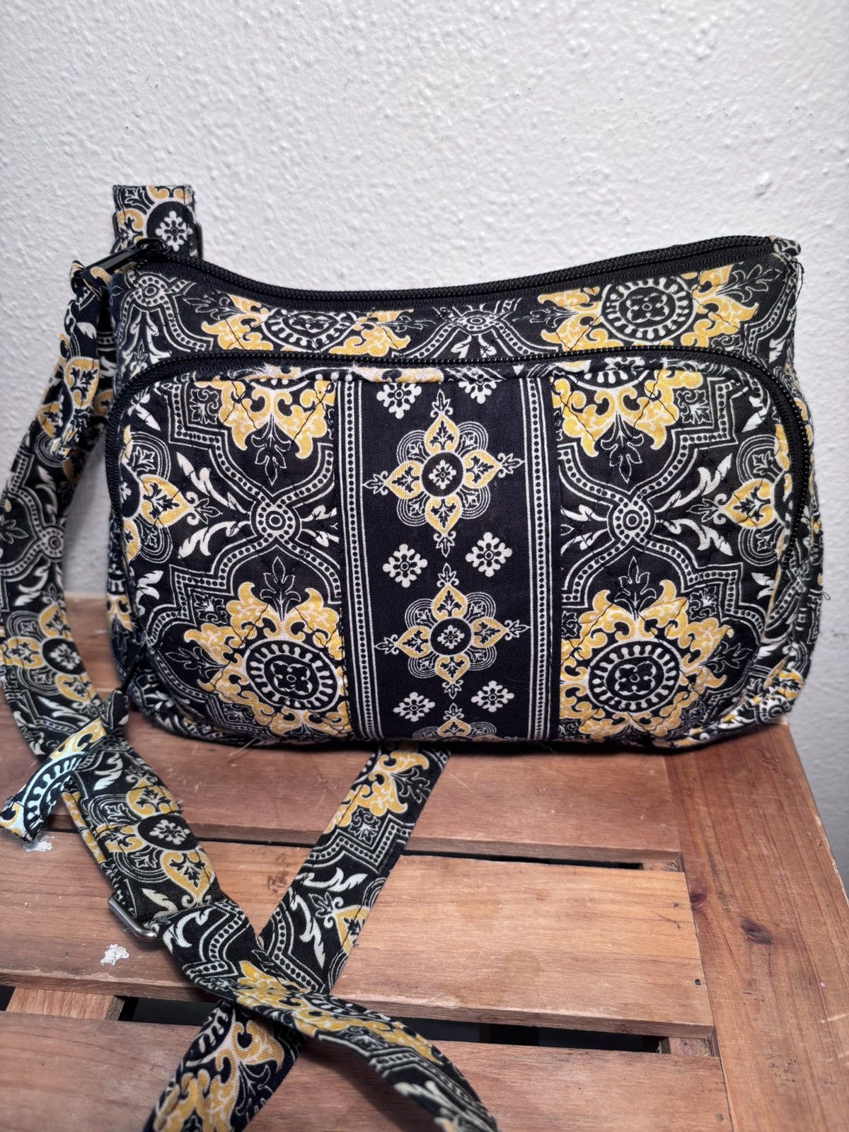 Vintage Quilted Printed Crossbody Bag Size ONE SIZE - 2 Thumbnail