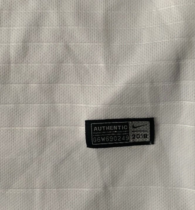Nike Kane england jersey Size US S / EU 44-46 / 1 - 8 Thumbnail