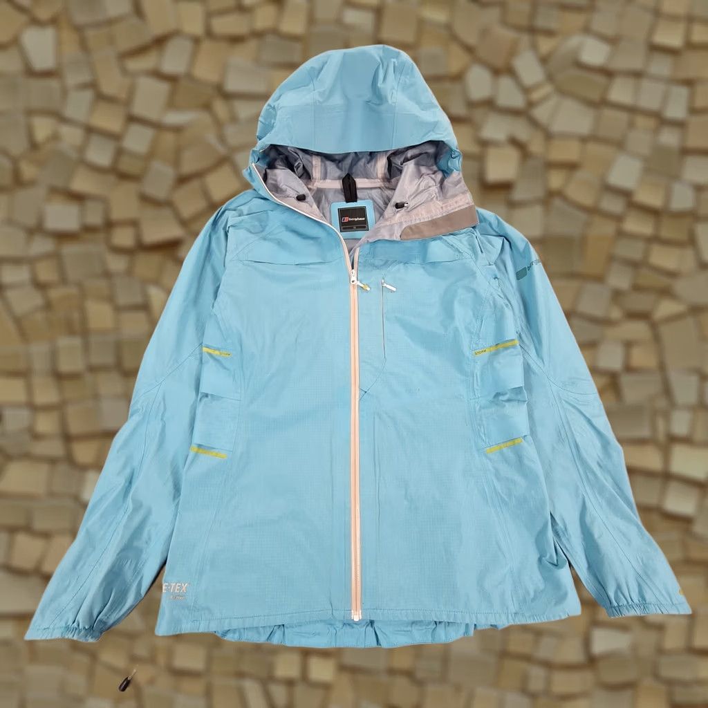 Berghaus Berhaus Womens Jacket Blue 10 UK Gore-Tex Active VapourLight MtnHaus Waterproof Jacket Hooded Lightweight All Seasons Womens 10 UK Blue Size L / US 10 / IT 46 - 1 Thumbnail