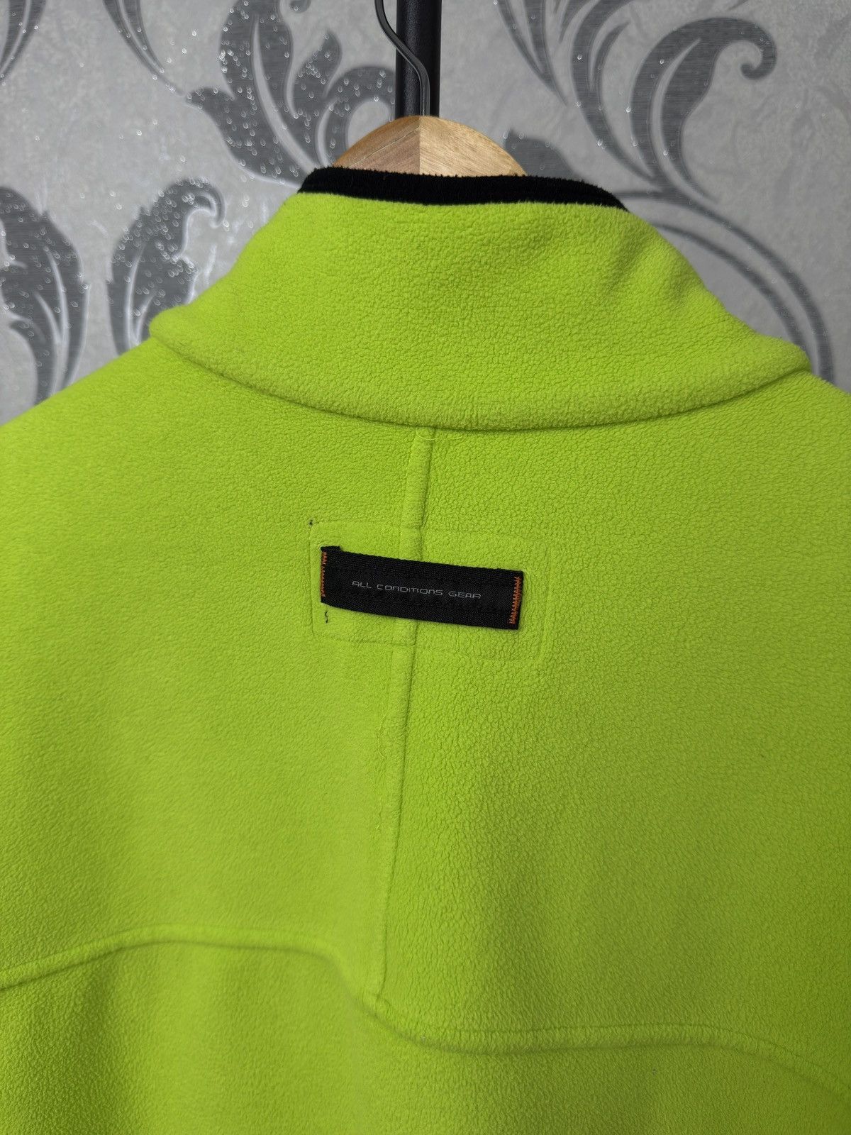Nike ACG Vintage Nike ACG 1/2 Zip Fleece Polar Pocket Jacket 90s Size US XL / EU 56 / 4 - 22 Thumbnail