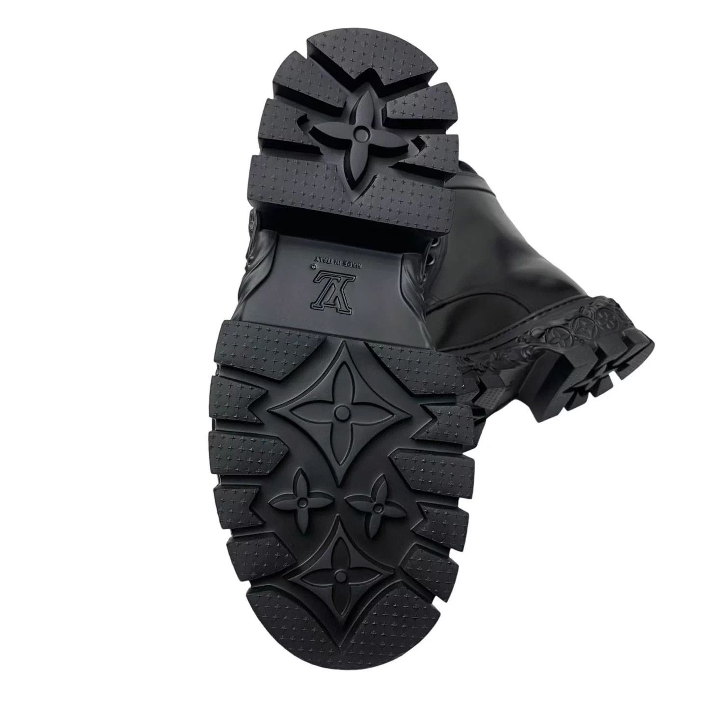 Louis Vuitton LV BAROQUE RANGER Carved Leather Boot 6 Sample Size US 6 / IT 36 - 3 Thumbnail