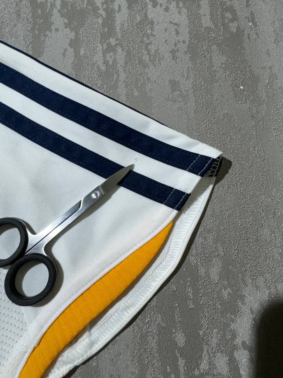 Adidas Adidas LA Galaxy Home Shirt 2008/09 (L) Beckham 23 Size US L / EU 52-54 / 3 - 10 Thumbnail